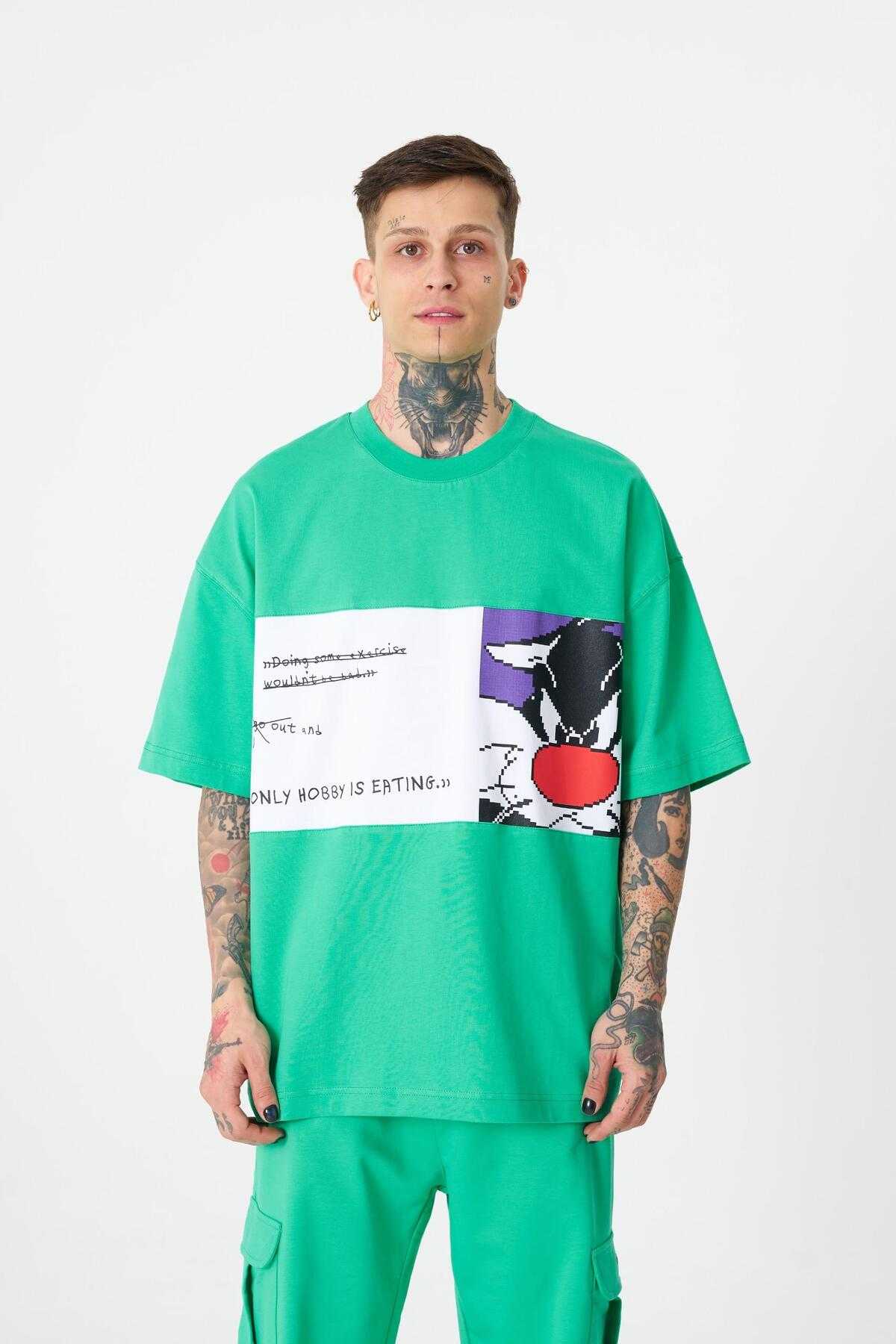 تیشرت مردانه به رنگ سبز روشن با چاپ سیلوستر