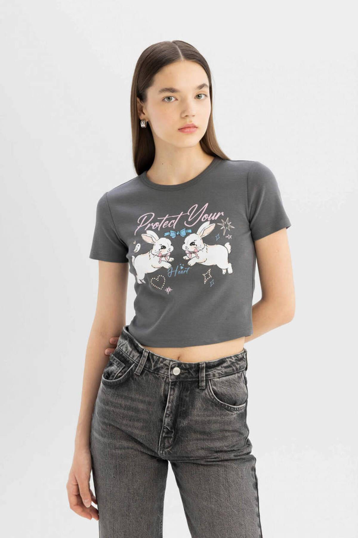 تیشرت آستین کوتاه چاپ شده با یقه خدمه مدل D1621x24smar58