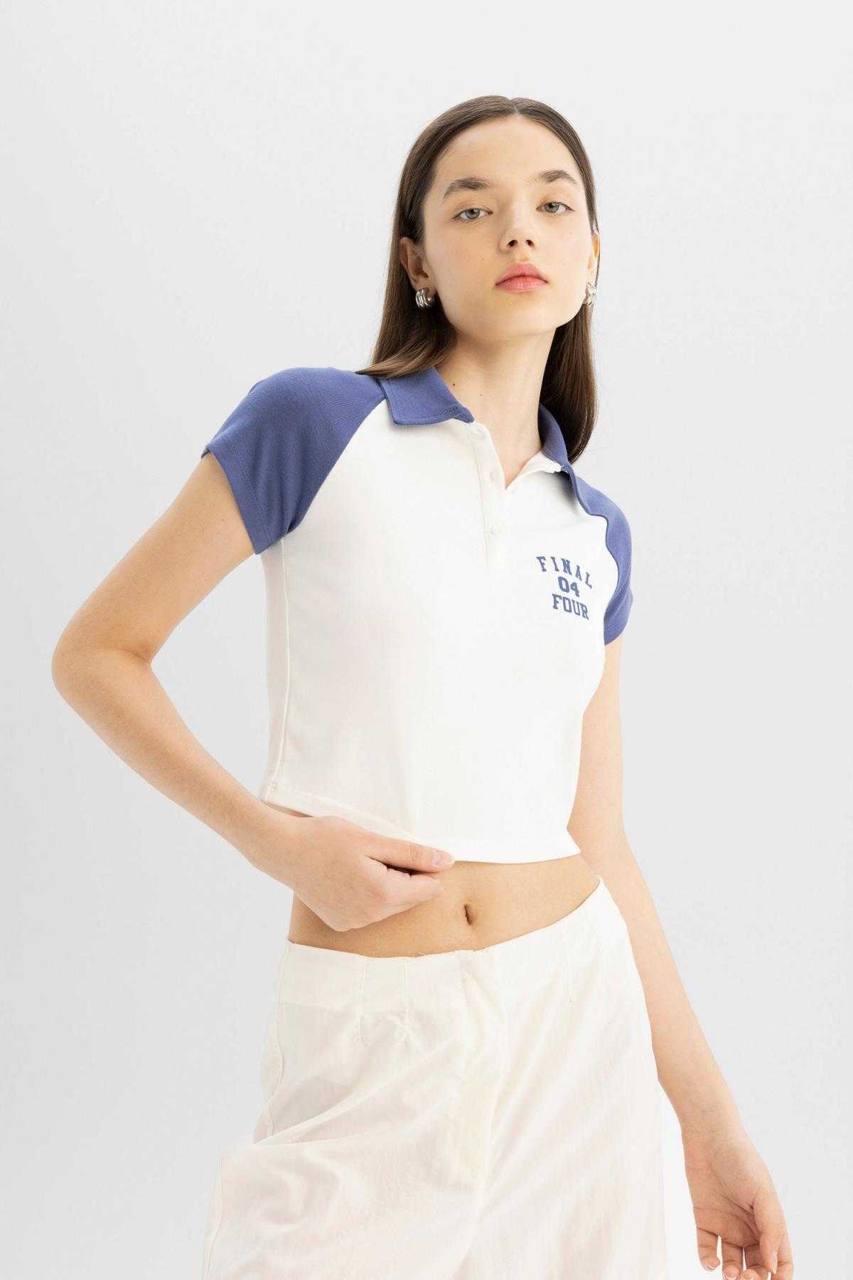 تیشرت آستین کوتاه طرح دار با شعار