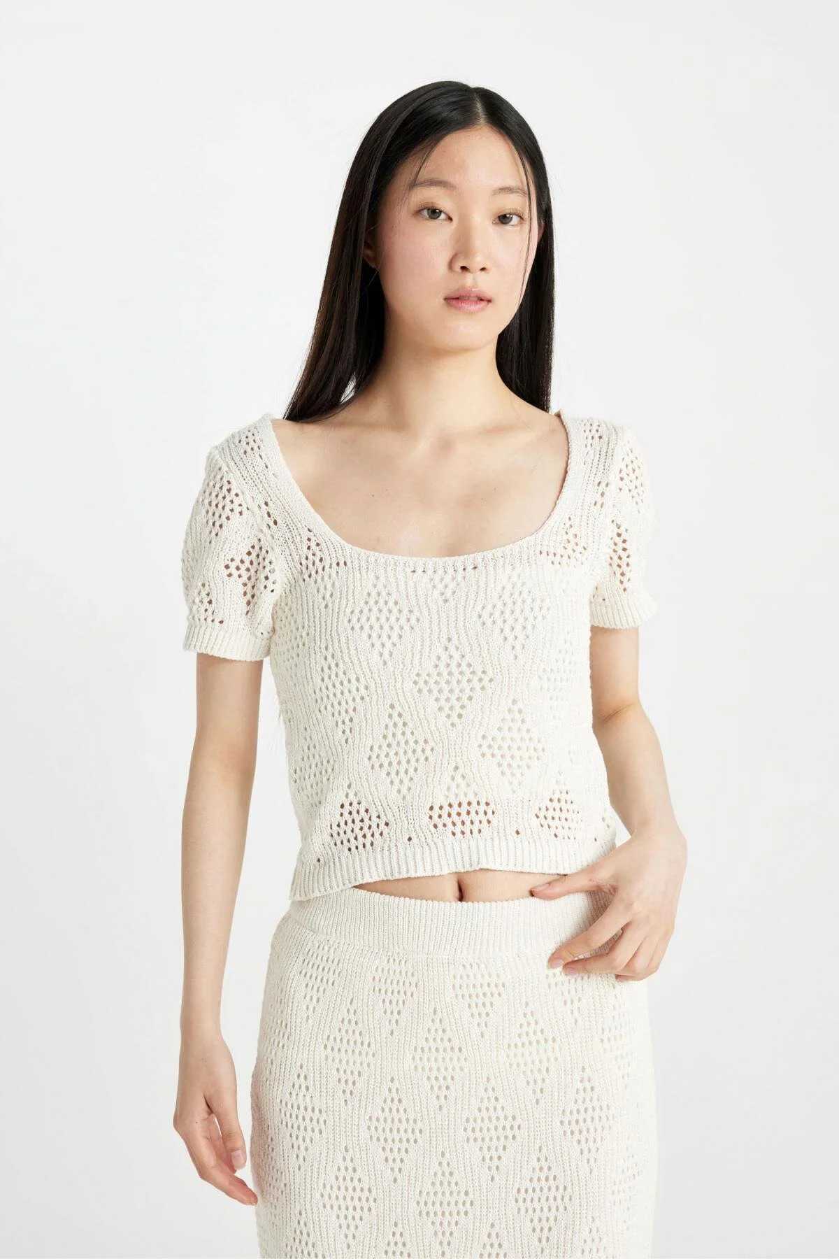 پلیور یقه مربعی کراپ تاپ