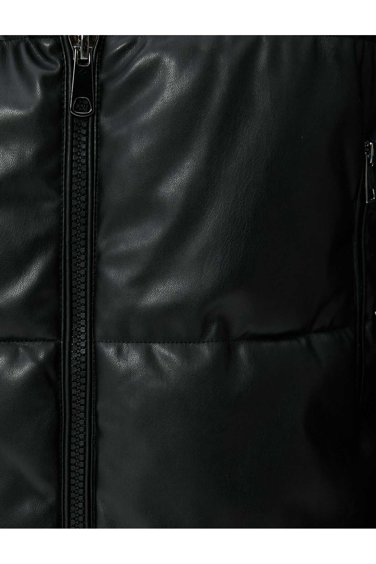 ژاکت پفی قد میدی جیبی کلاهدار