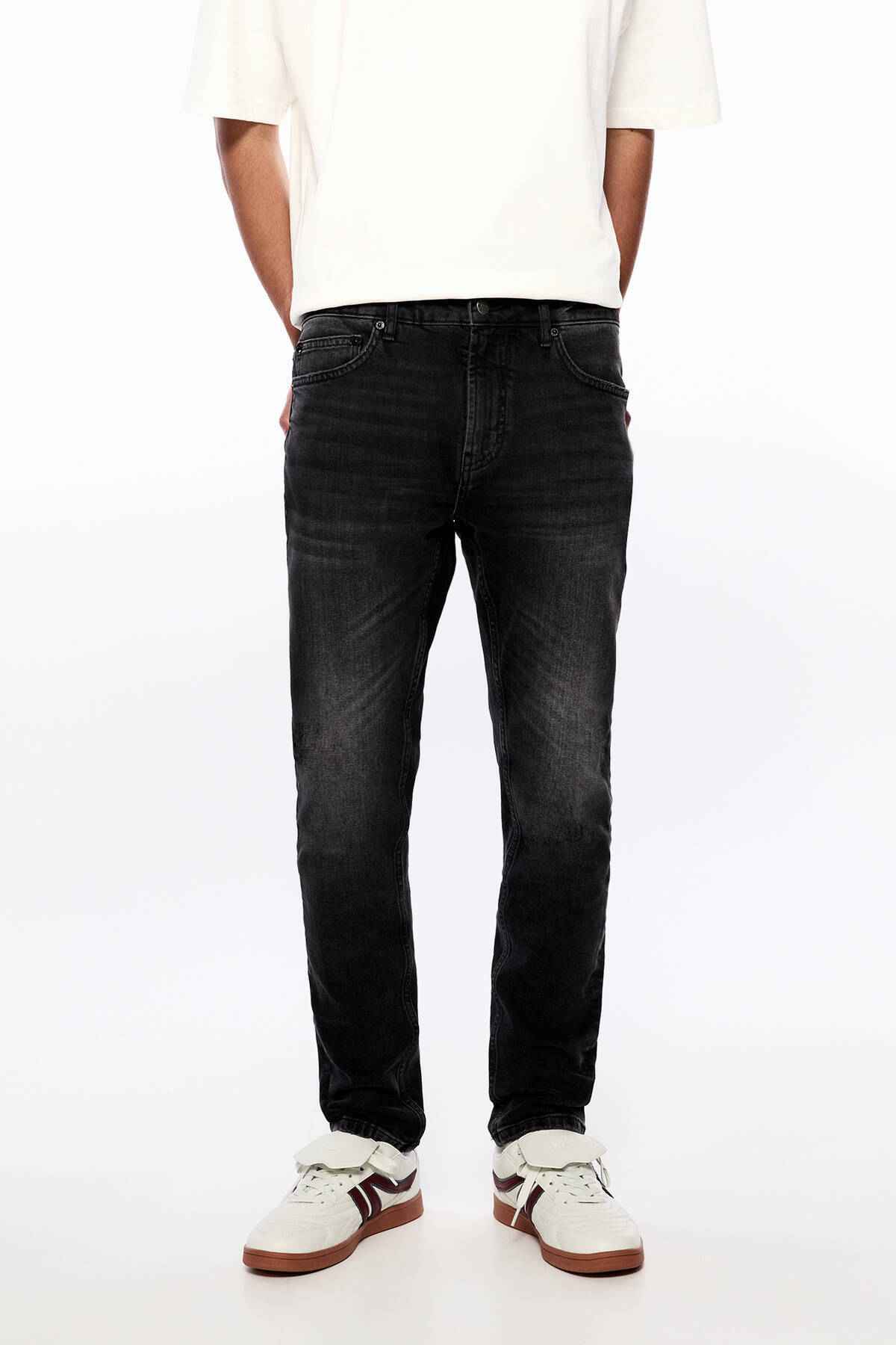 شلوار جین باریک