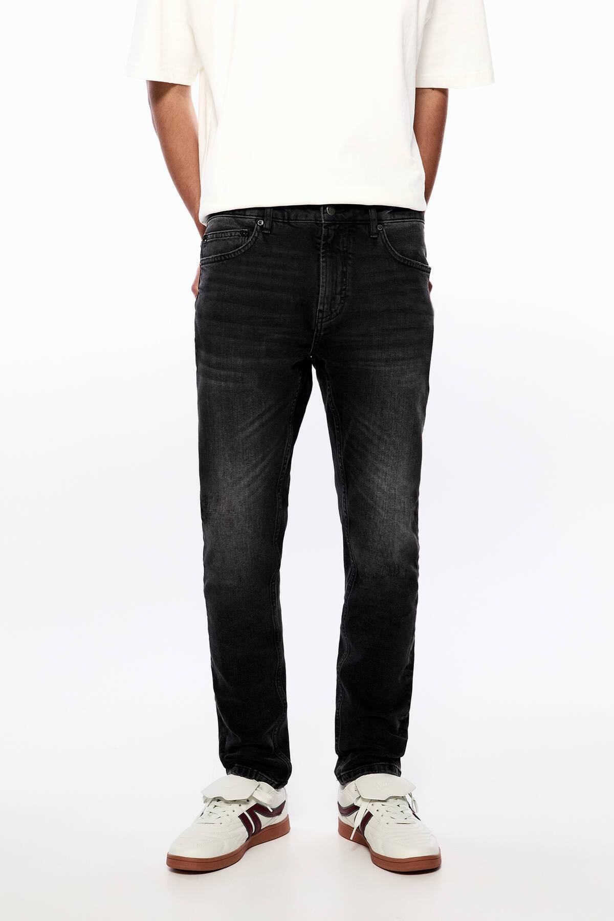 شلوار جین باریک