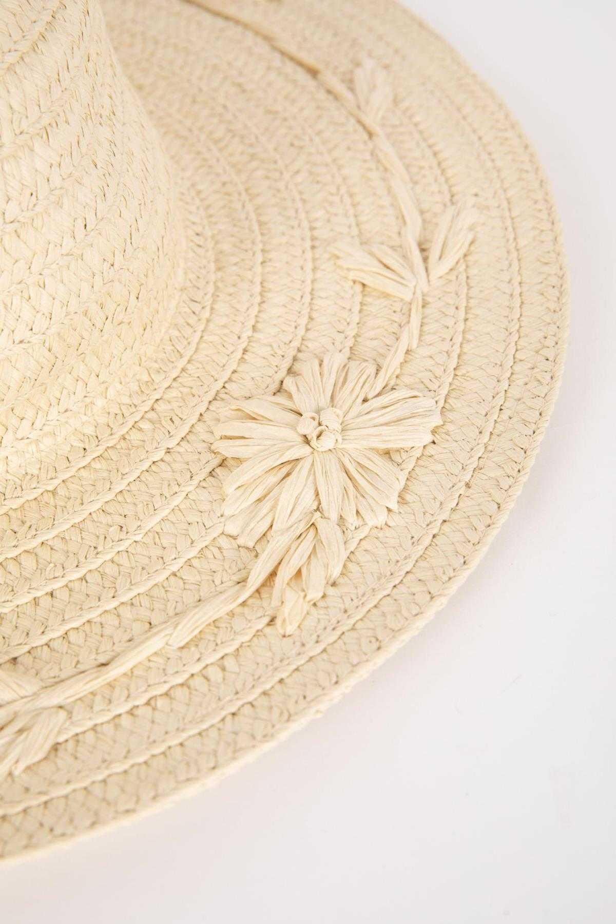 کلاه حصیری زنانه