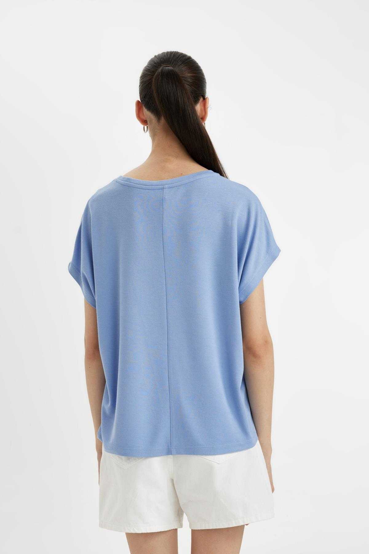 تیشرت آستین کوتاه مدل یقه خدمه C8807ax24sm