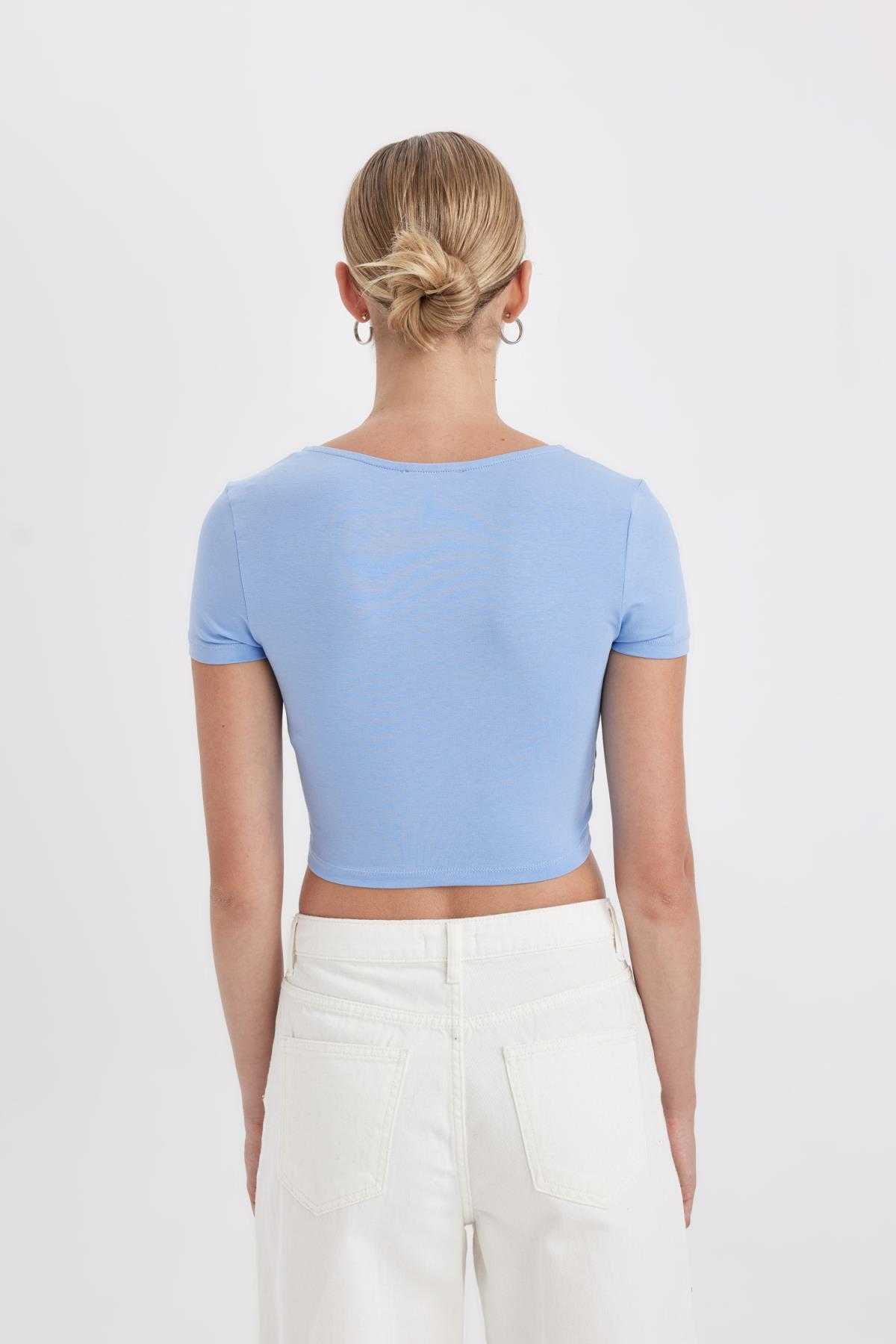 تیشرت آستین کوتاه یقه U