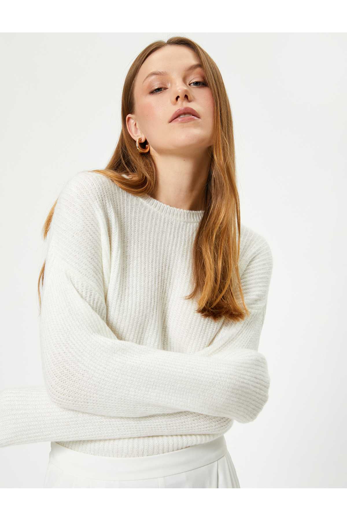 یقه آستین بلند ژاکت بافتنی پایه