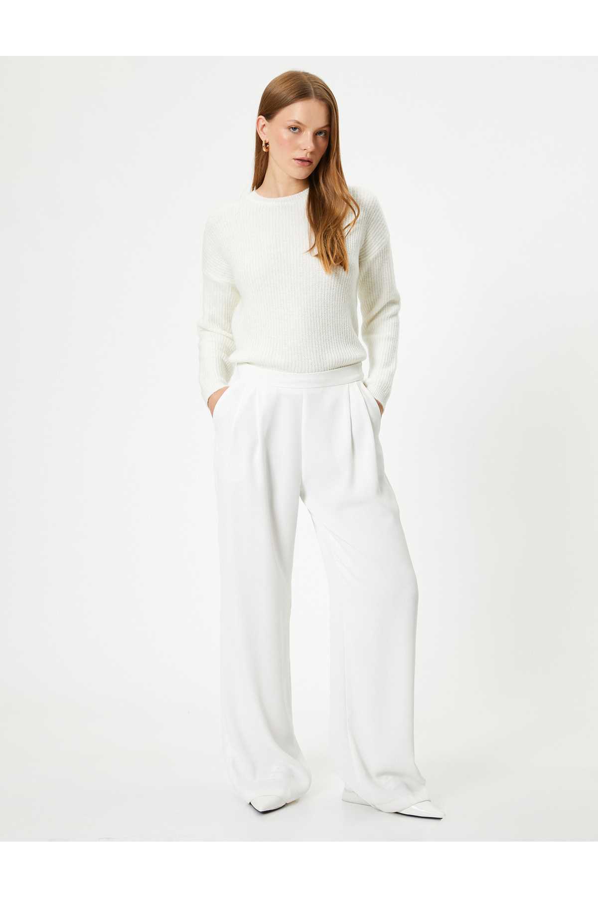 یقه آستین بلند ژاکت بافتنی پایه