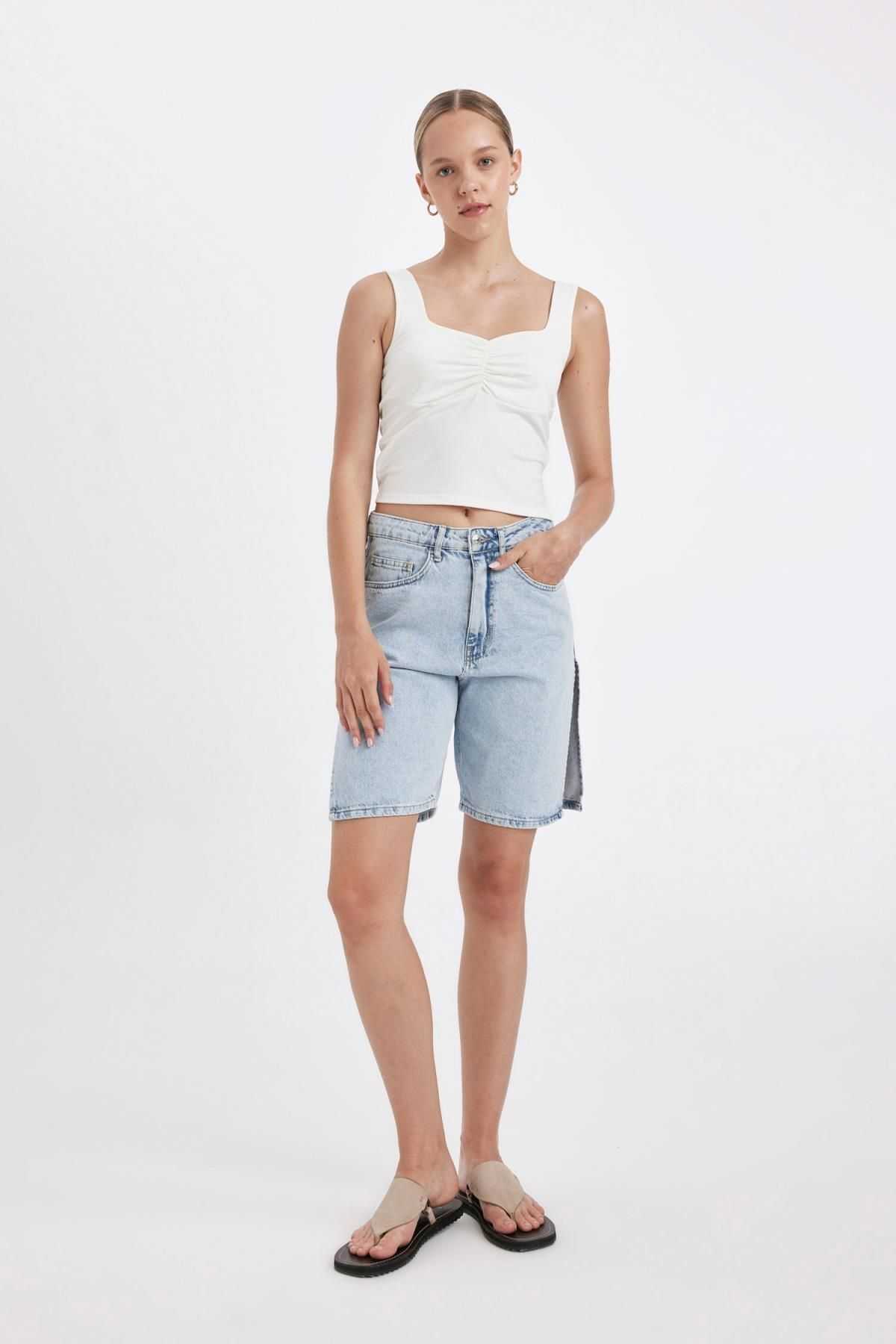 شلوارک جین برمودا کمر بلند D4580ax24hs