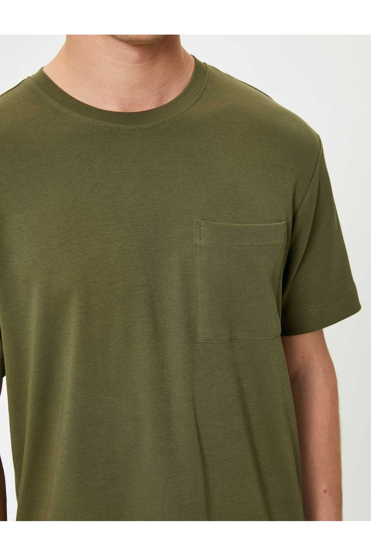 پایه تیشرت جیبی با یقه خدمه آستین کوتاه نخی