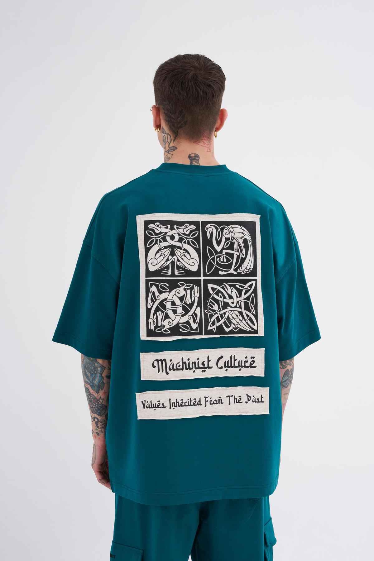 تیشرت اکرو سایز اورسایز با چاپ قومیتی مردانه