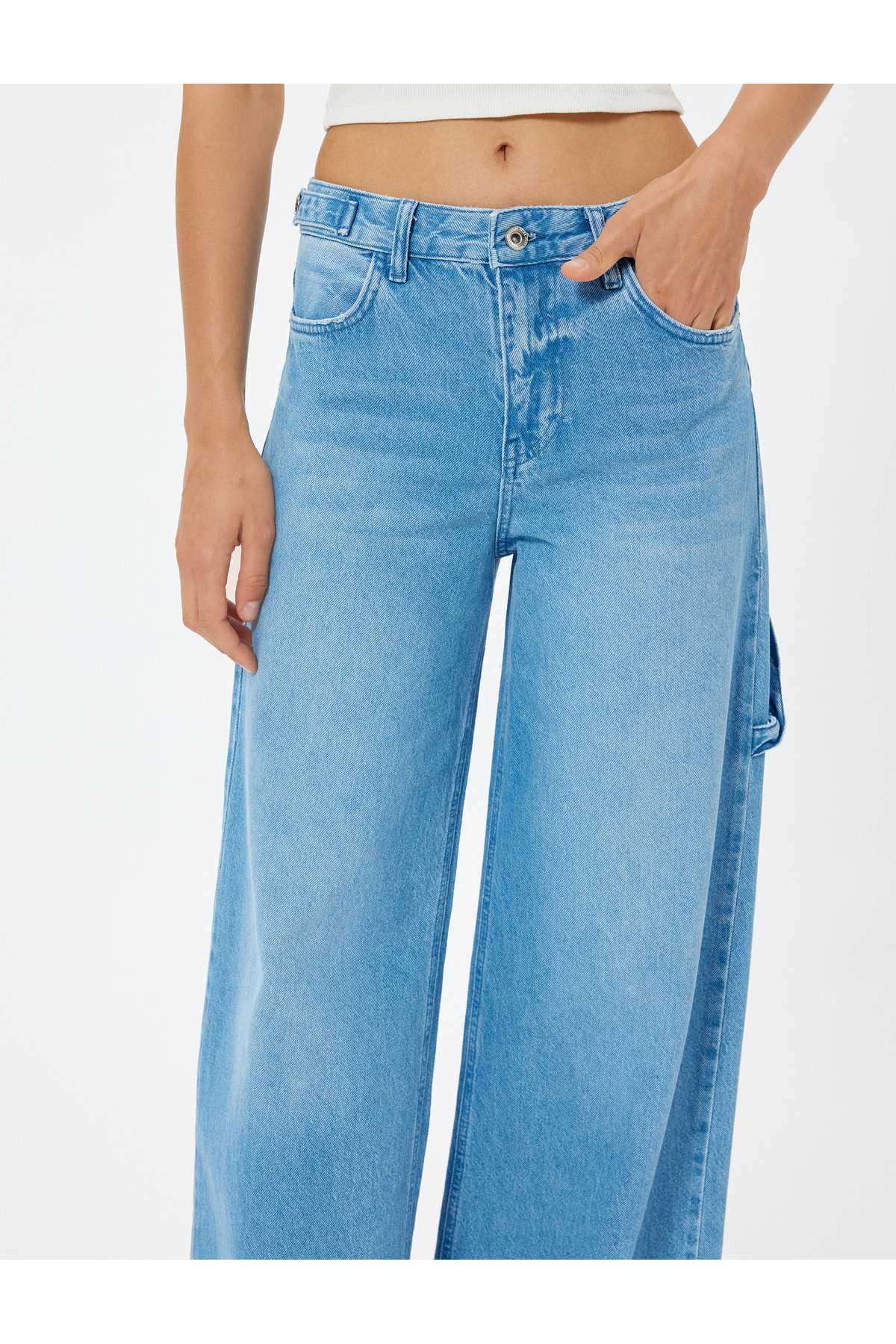 شلوار جین کمر کم با جزئیات جیب - شلوار جین گشاد