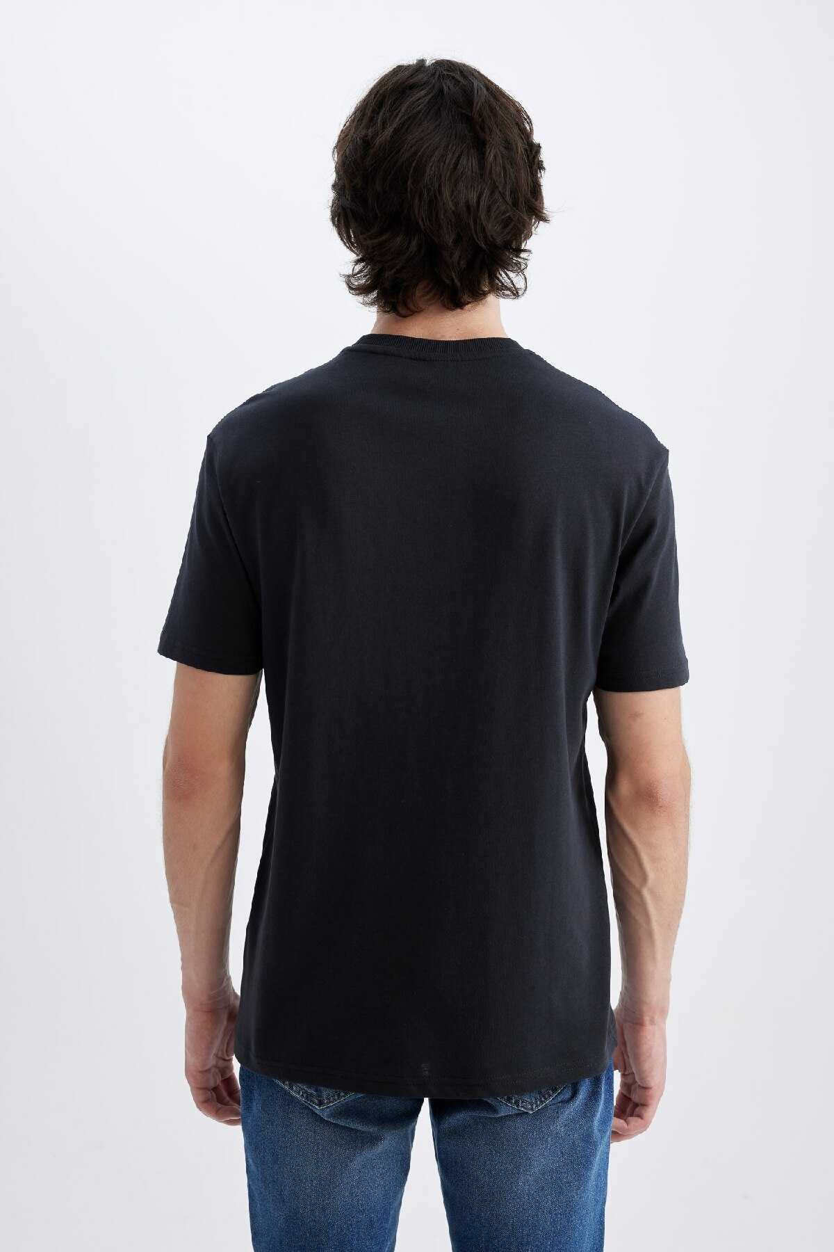 تیشرت آستین کوتاه یقه پرینت معمولی