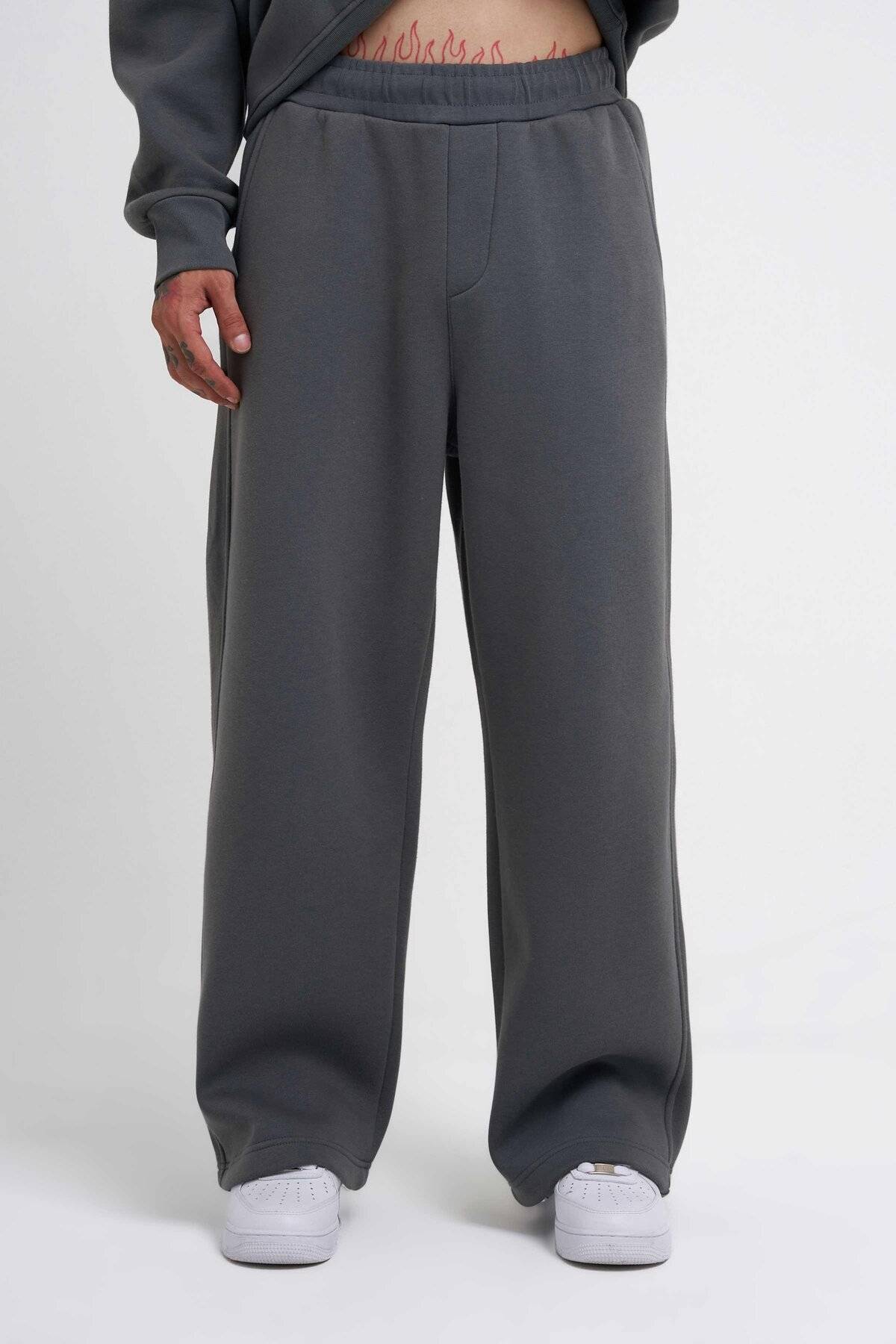 شلوار گرمکن مردانه گشاد قرمز