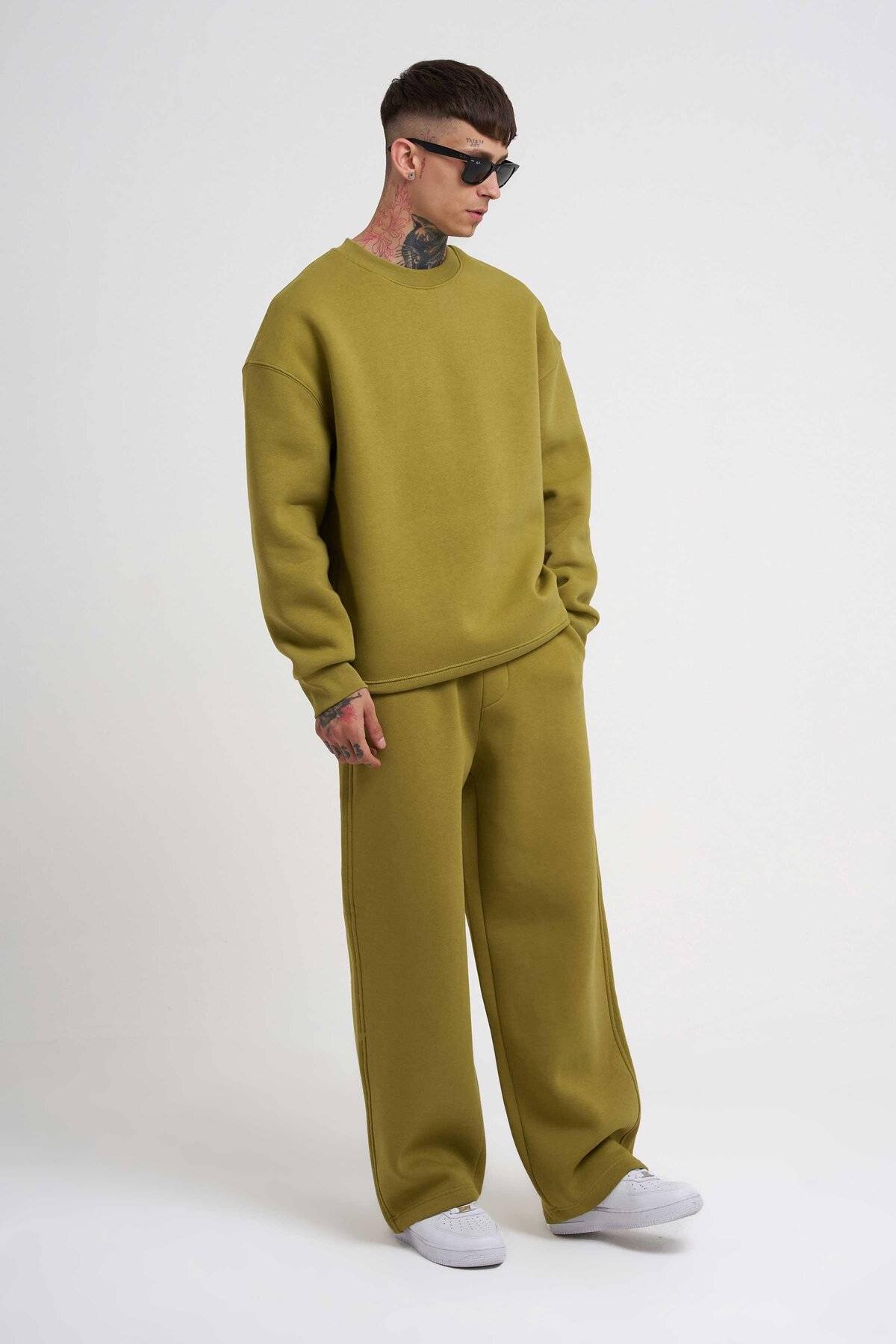 شلوار گرمکن مردانه گشاد قرمز