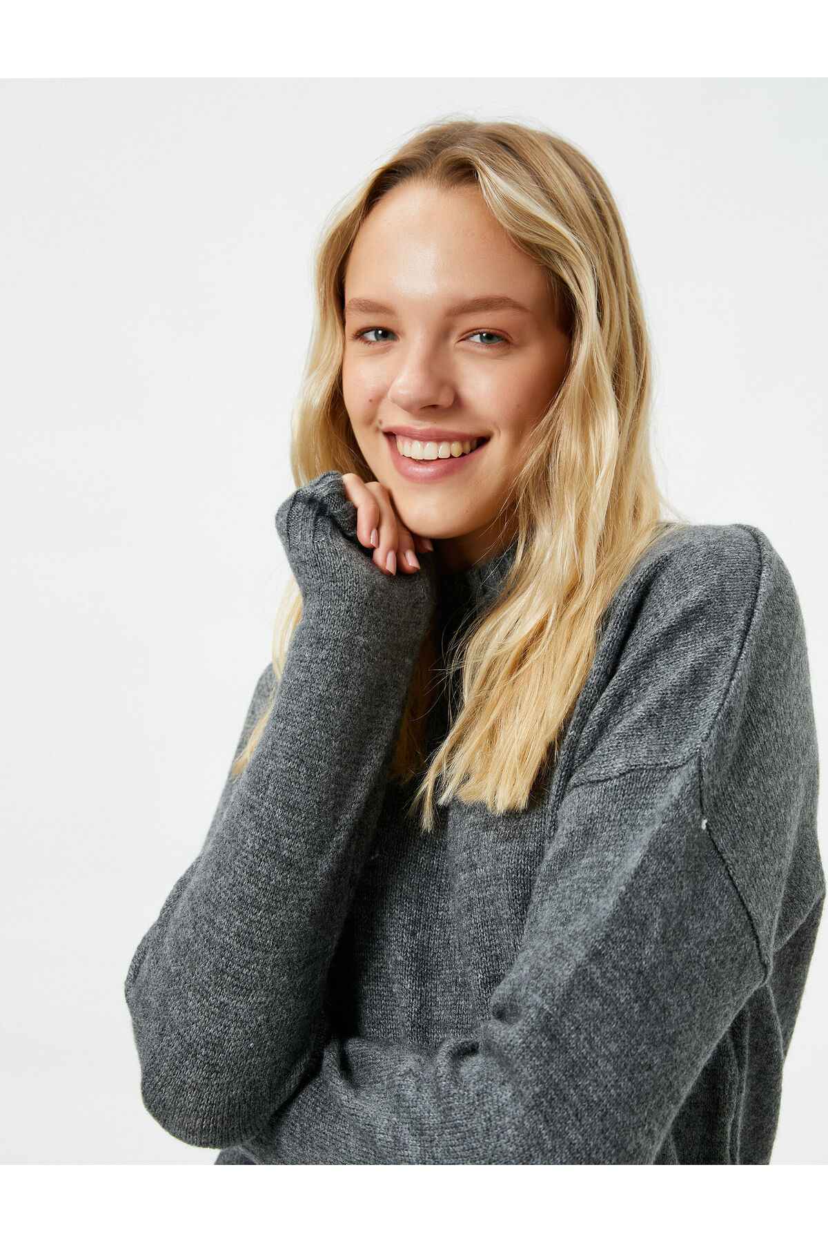 لباس بافتنی آستین بلند یقه بلند