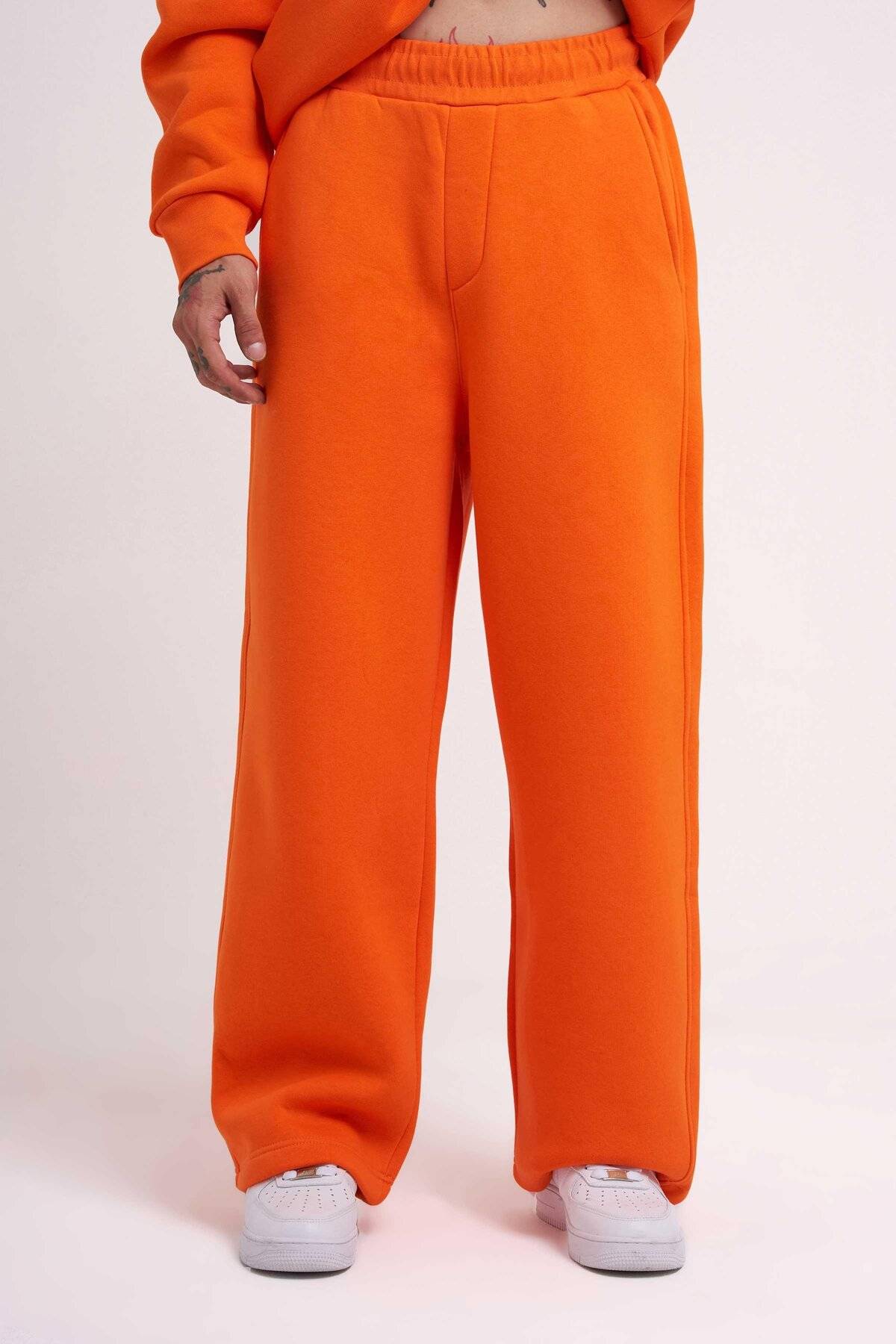 شلوار گرمکن مردانه گشاد قرمز