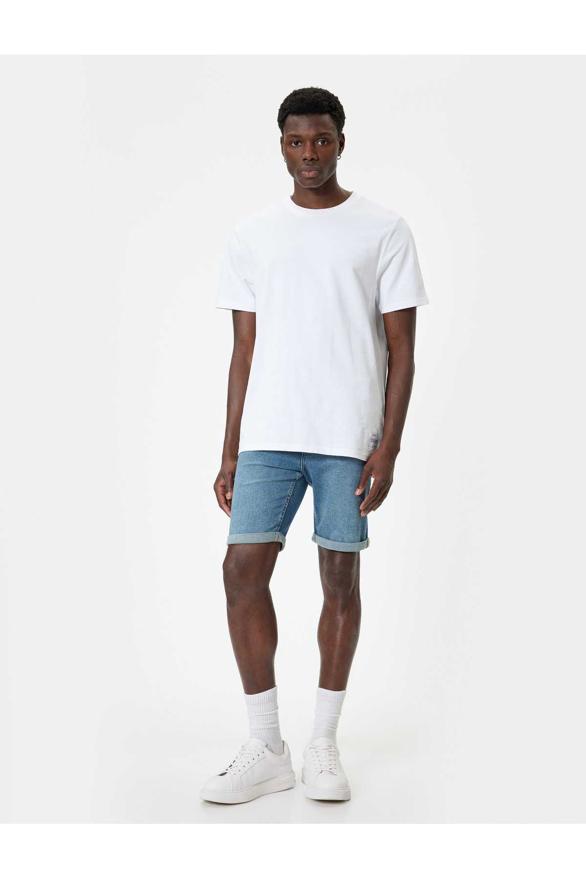 جیب دکمه ای شلوارک جین برمودا باریک با جزئیات