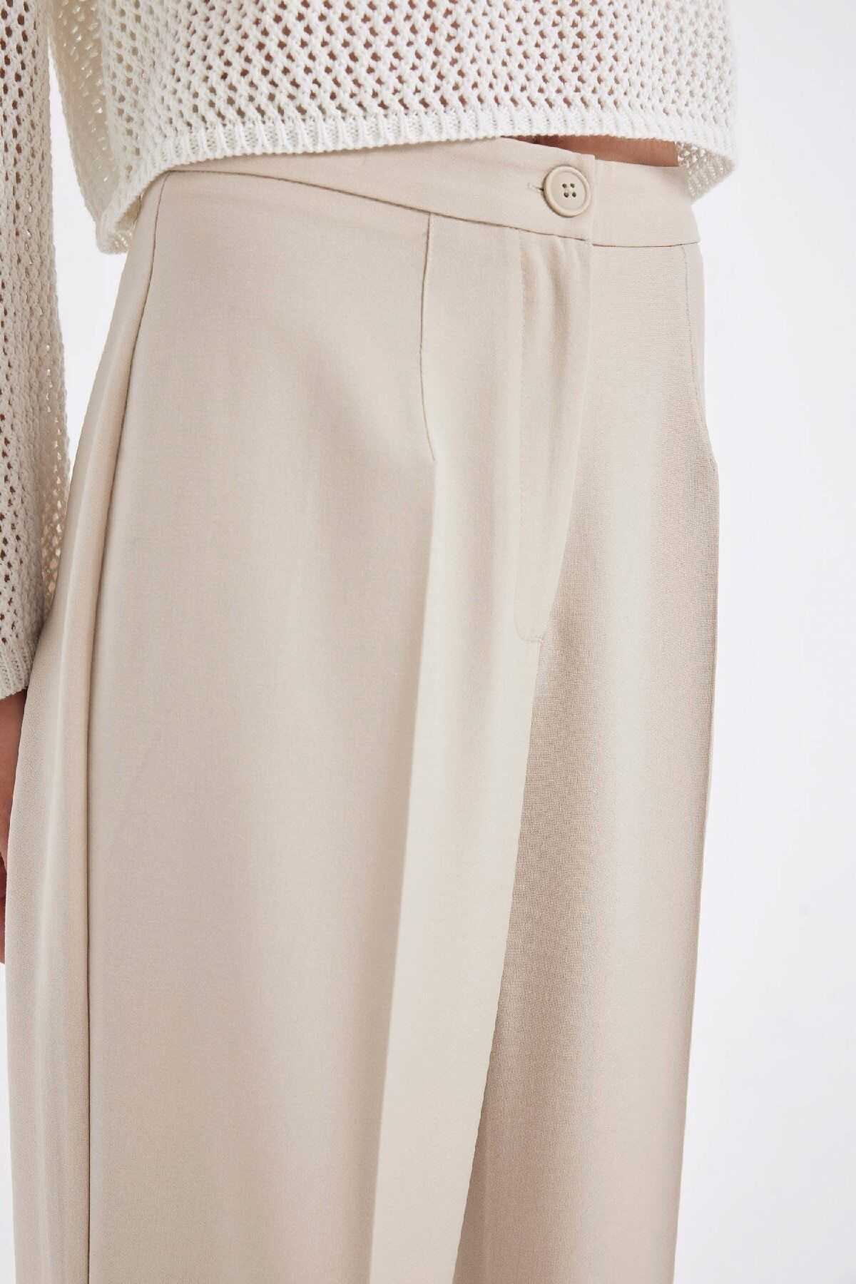 شلوار گشاد با قد استاندارد