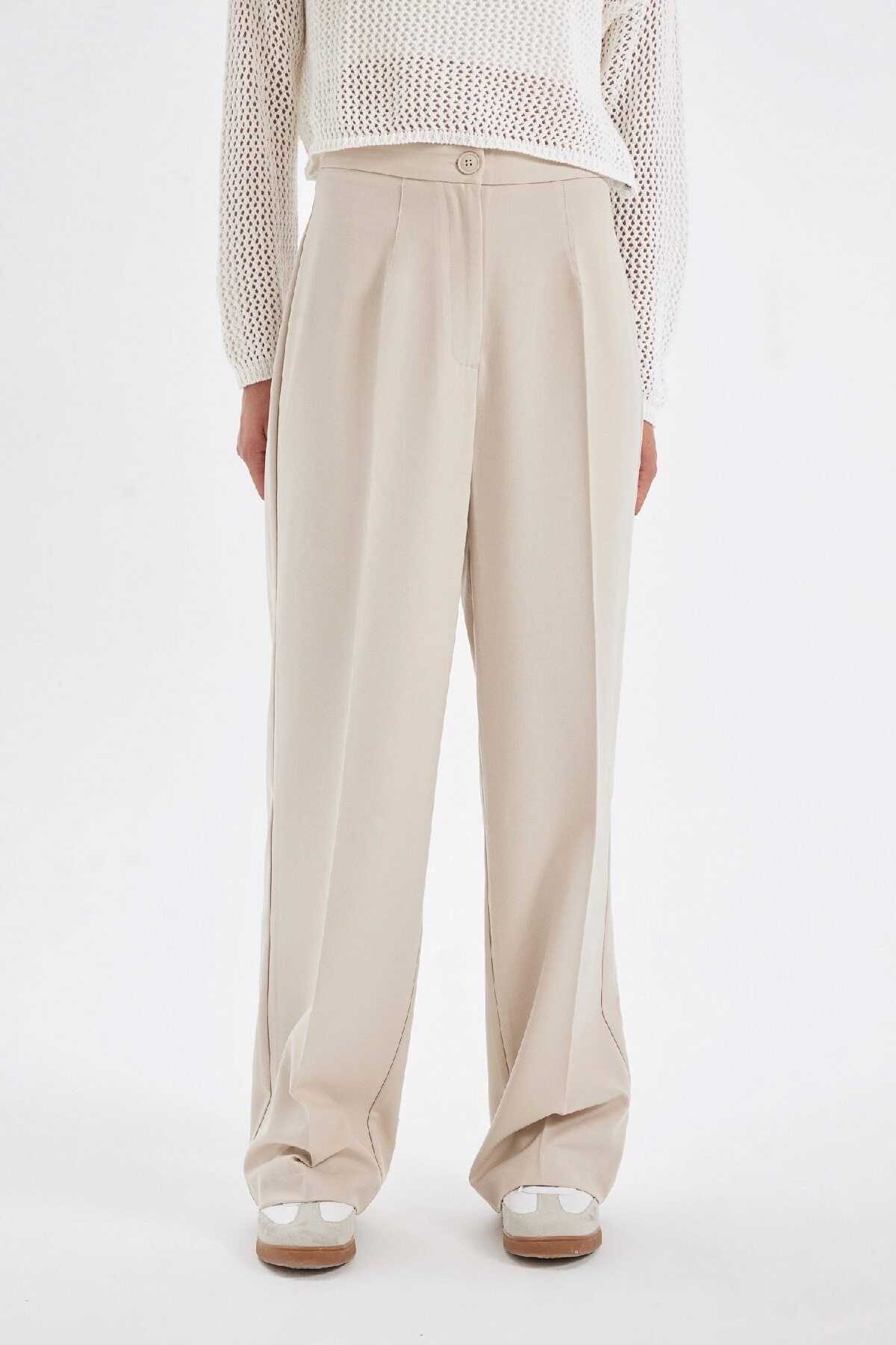 شلوار گشاد با قد استاندارد