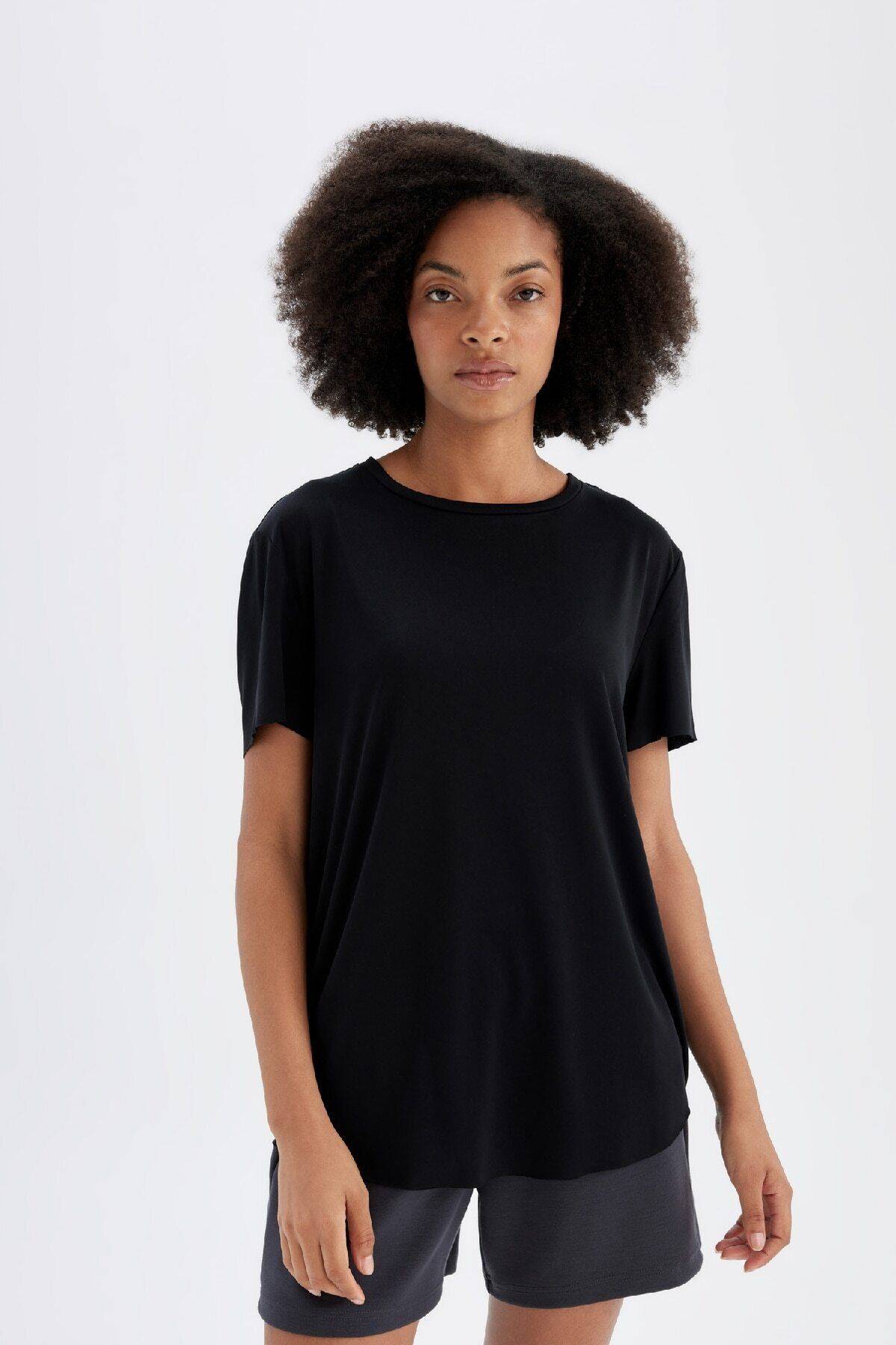 تیشرت آستین کوتاه مدل D1281x24hs با یقه پرینت شده برای ورزشکار