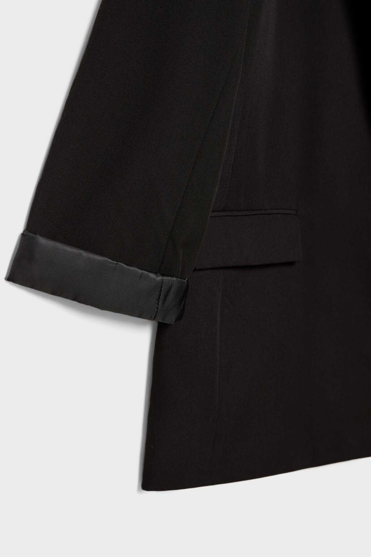 بلیزر روان و جلو باز