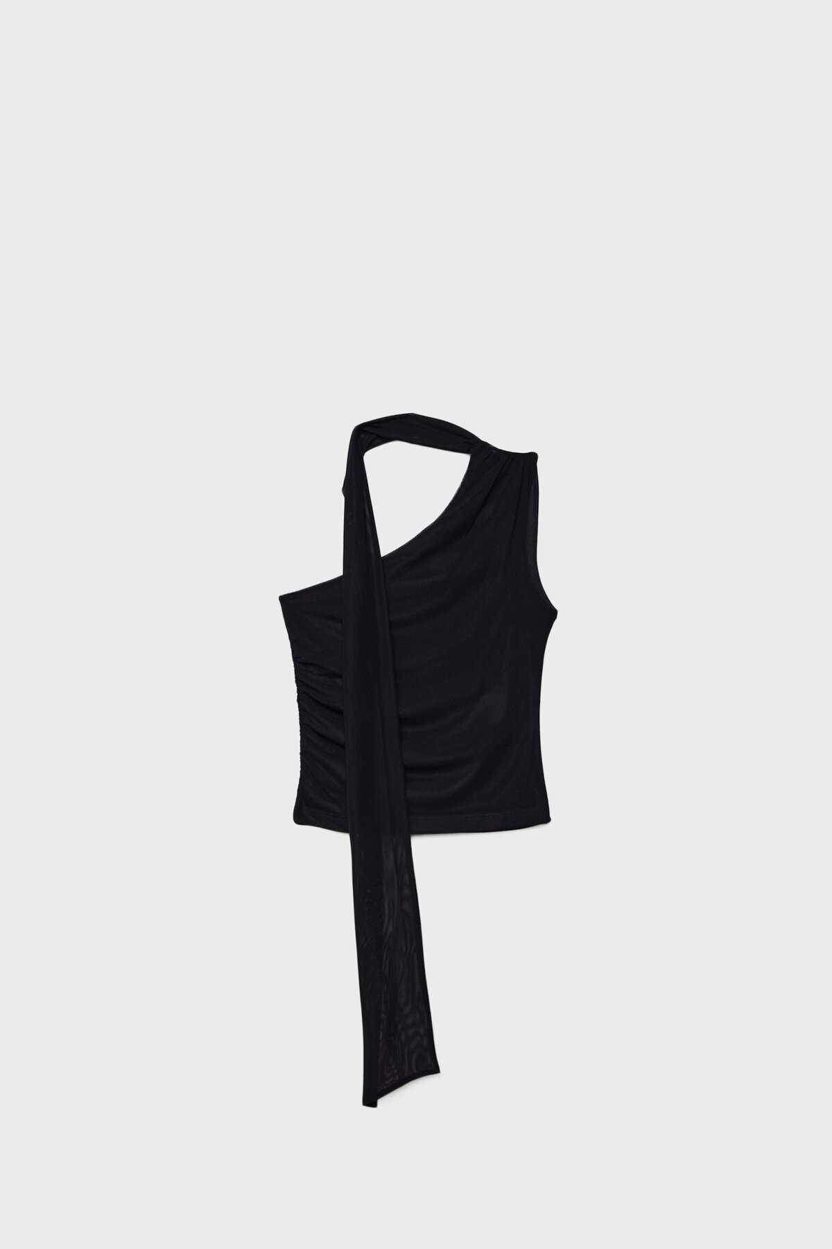 توپ لاله نامتقارن با روسری