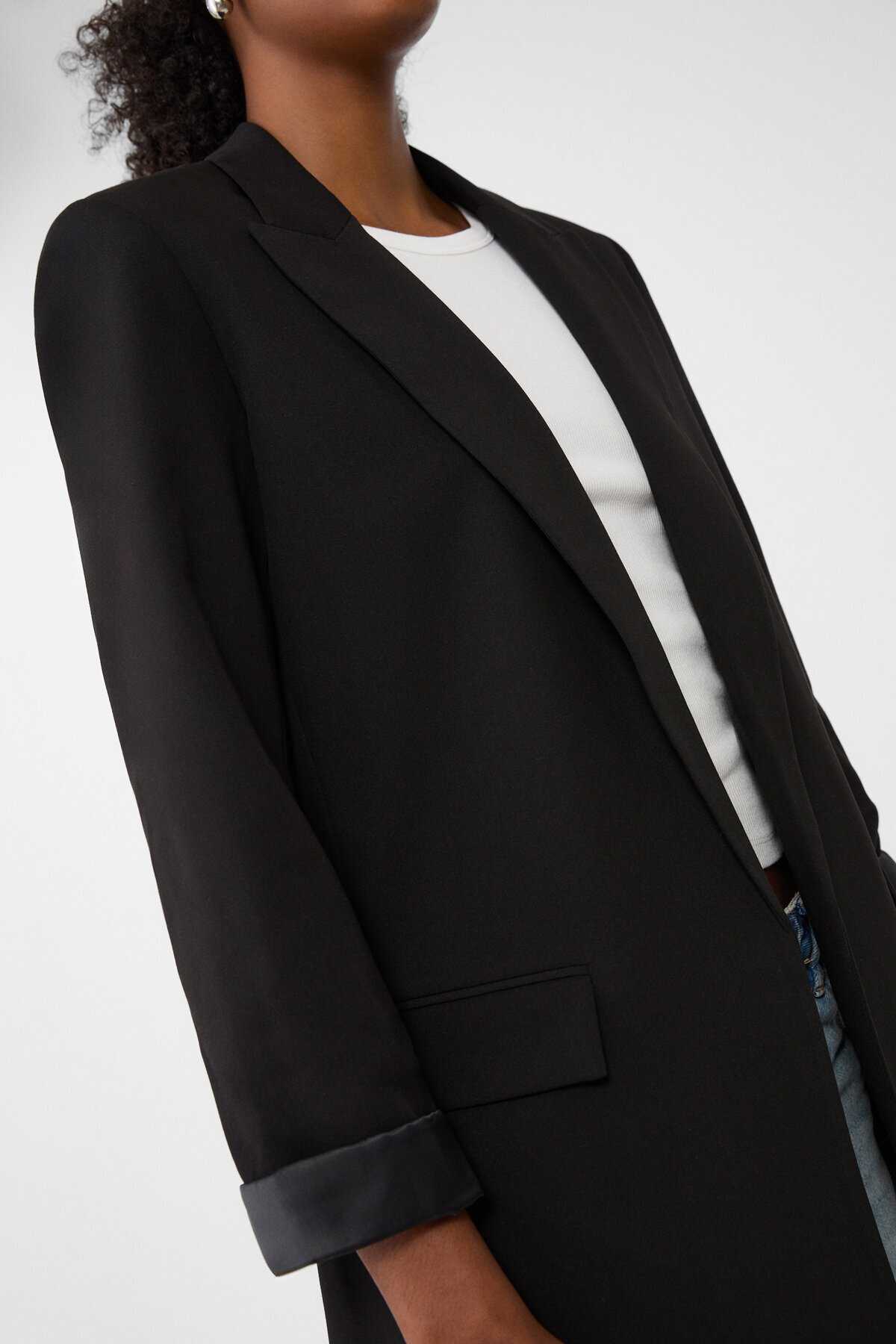 بلیزر روان و جلو باز