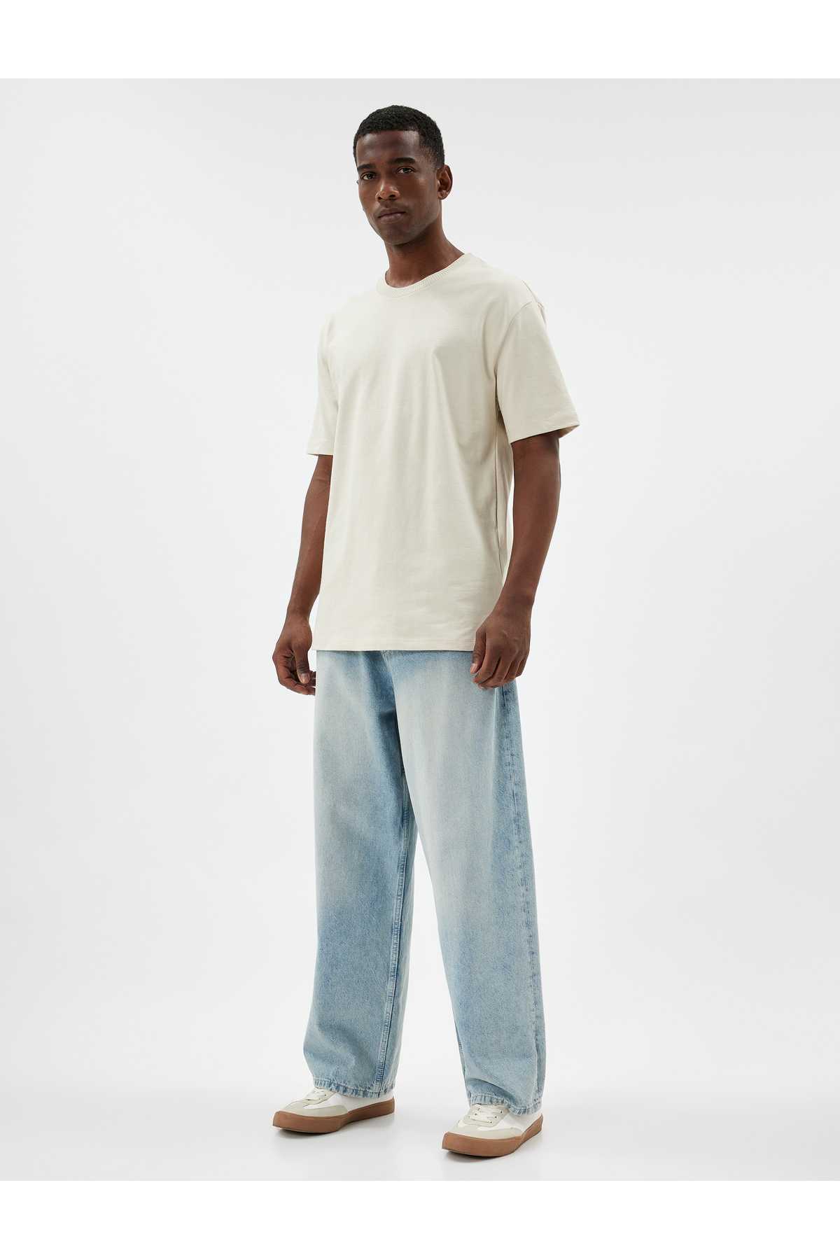 تیشرت پایه یقه خدمه آستین کوتاه نخی