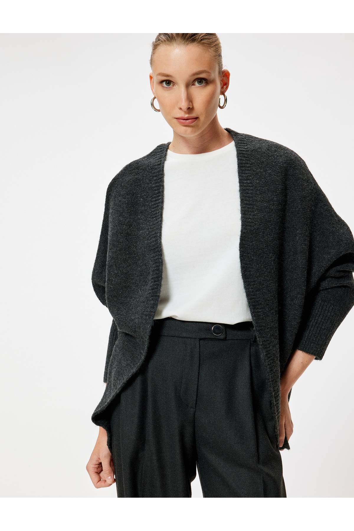 بافتنی ژاکت کش باف پشمی آستین بلند خفاشی بافت نرم