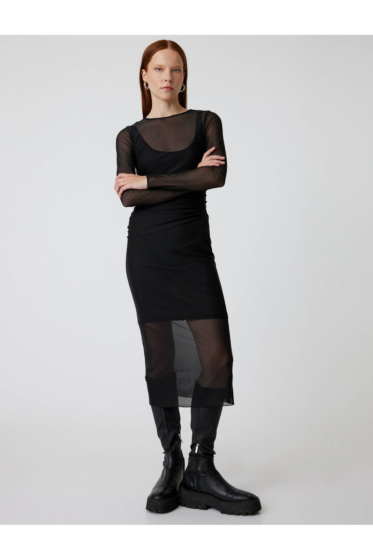 لباس توری مدادی آستین بلند یقه گرد