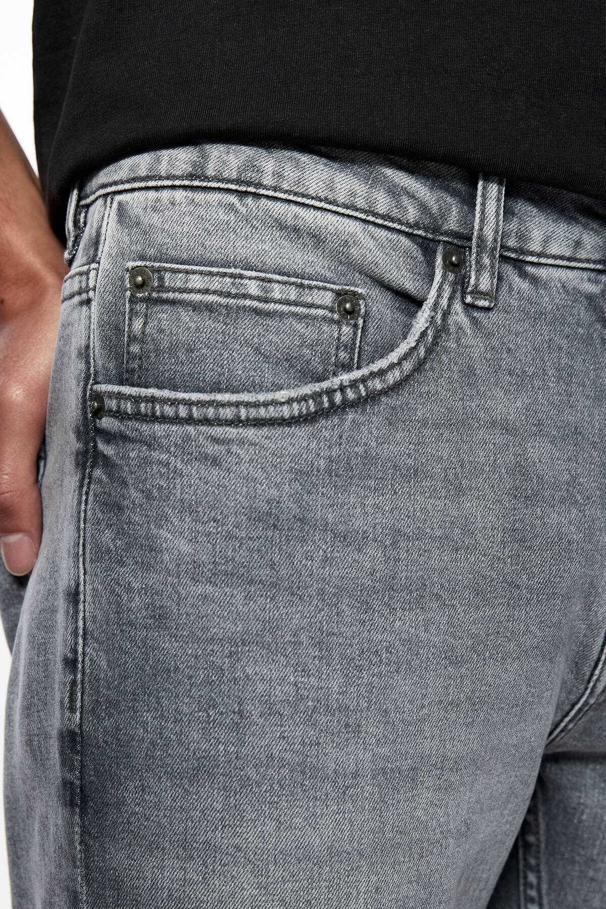 شلوار جین باریک