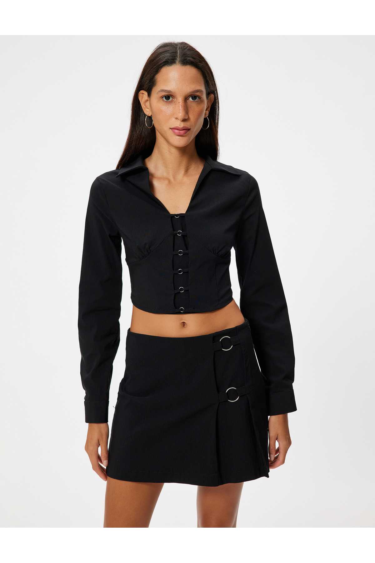 بلوز Crop یقه V-آستین بلند لوازم جانبی فلزی باریک