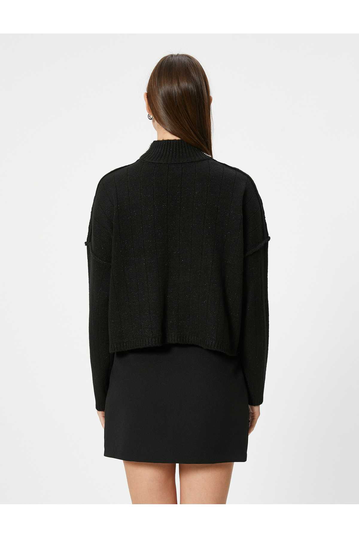 ژاکت بافتنی یقهبند با جزئیات منجوق