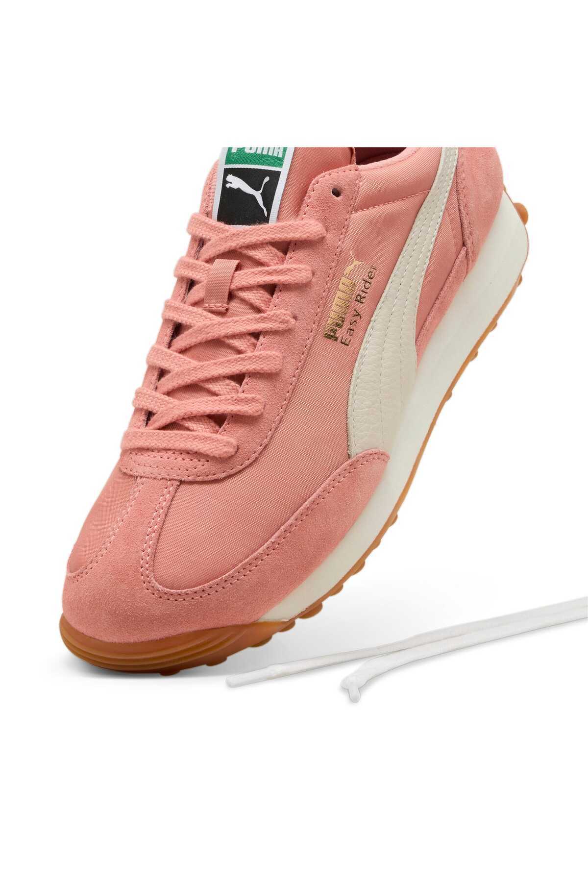 کفش ورزشی ایزی رایدر قدیمی