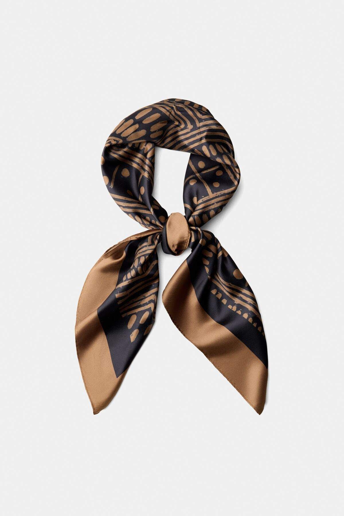 patterned-scarf