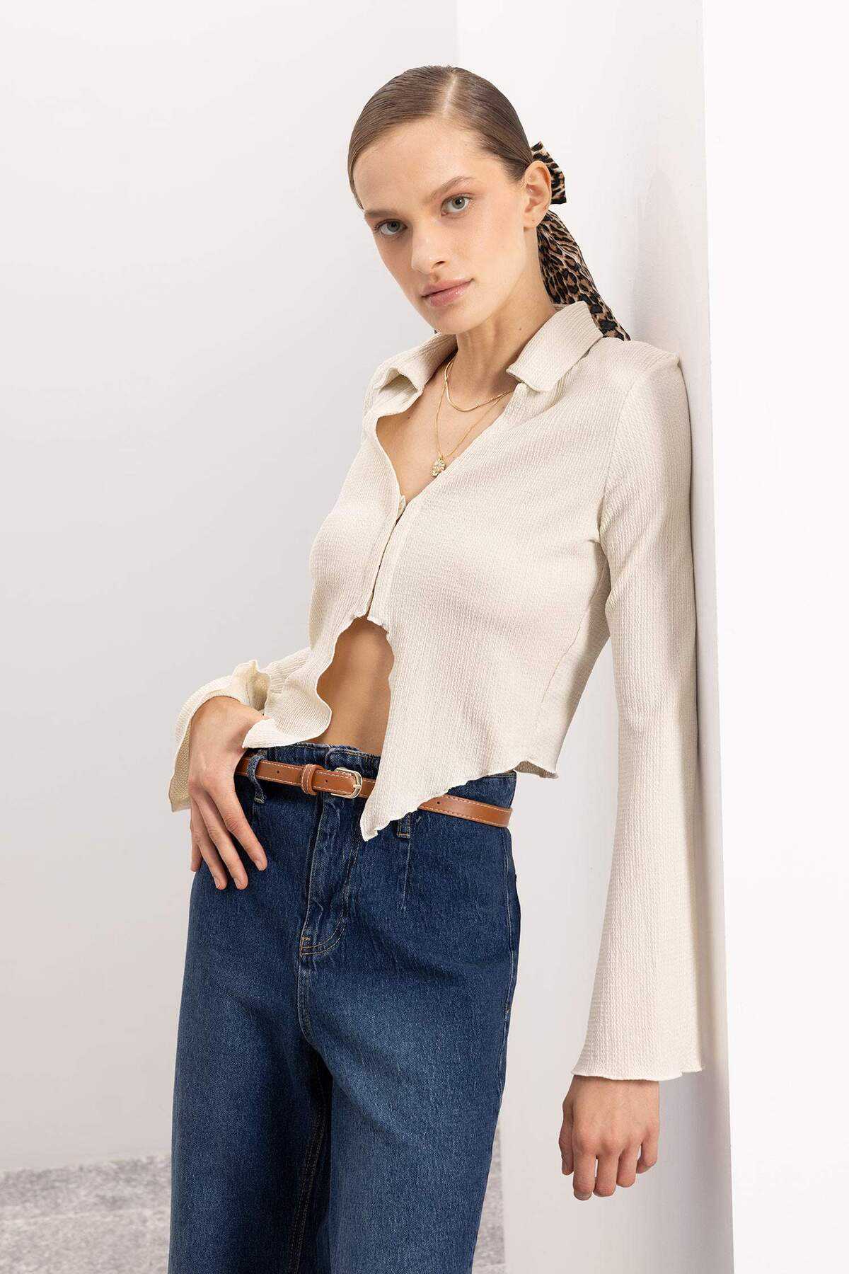 یقه پیراهن ساده با بسته بندی ساده پیراهن آستین بلند C1889ax24au