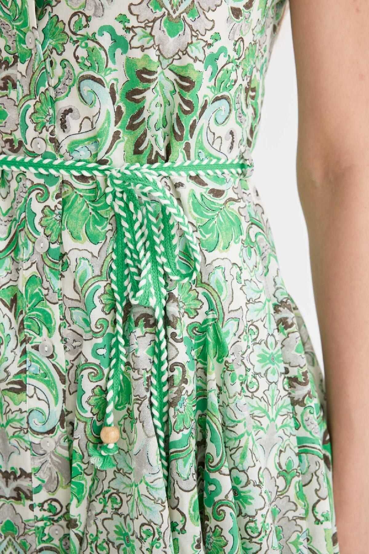 مینی پیراهن طرح دار یقه پیراهن بدون آستین