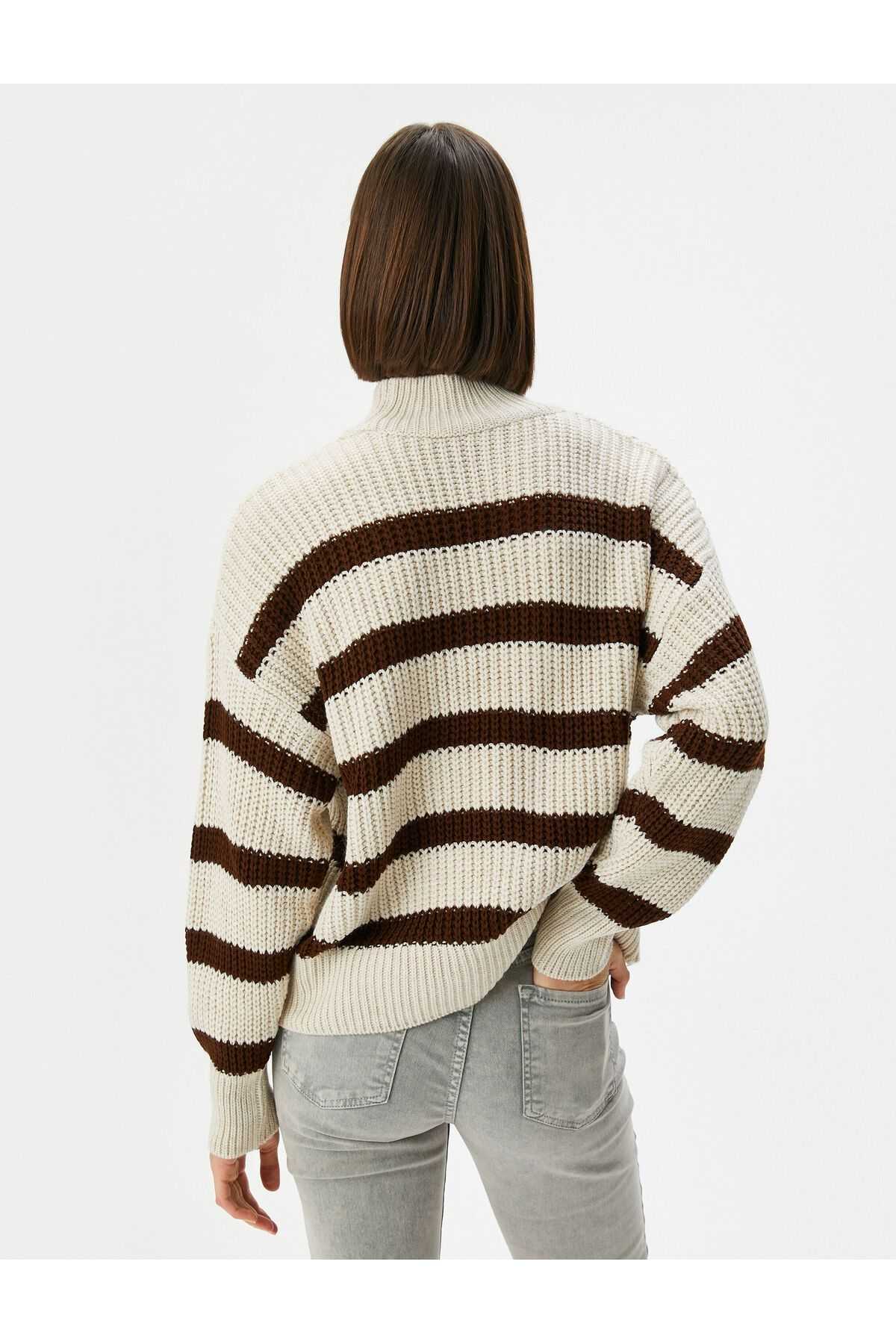 ژاکت بافتنی نیم یقه یقه