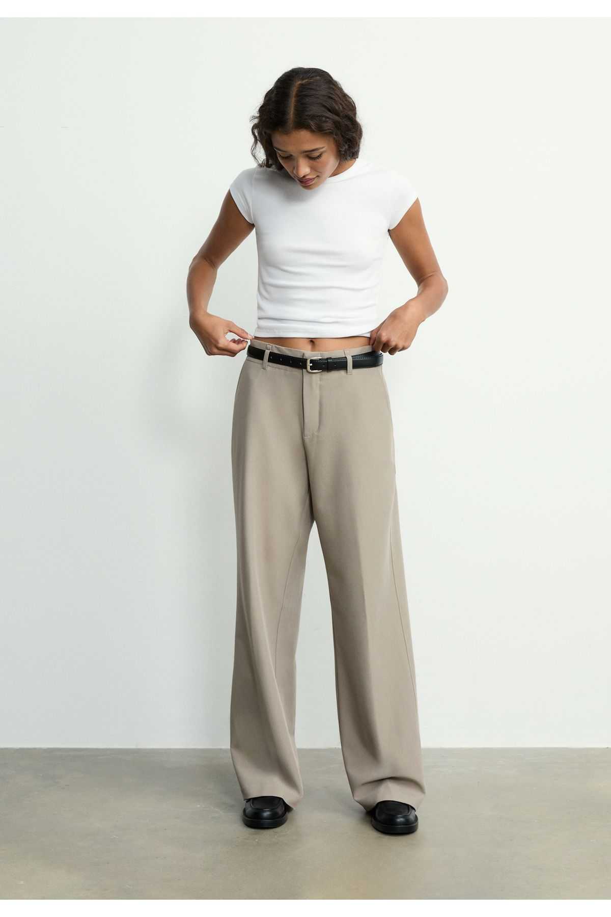 شلوار پارچه ای با کمربند و روان