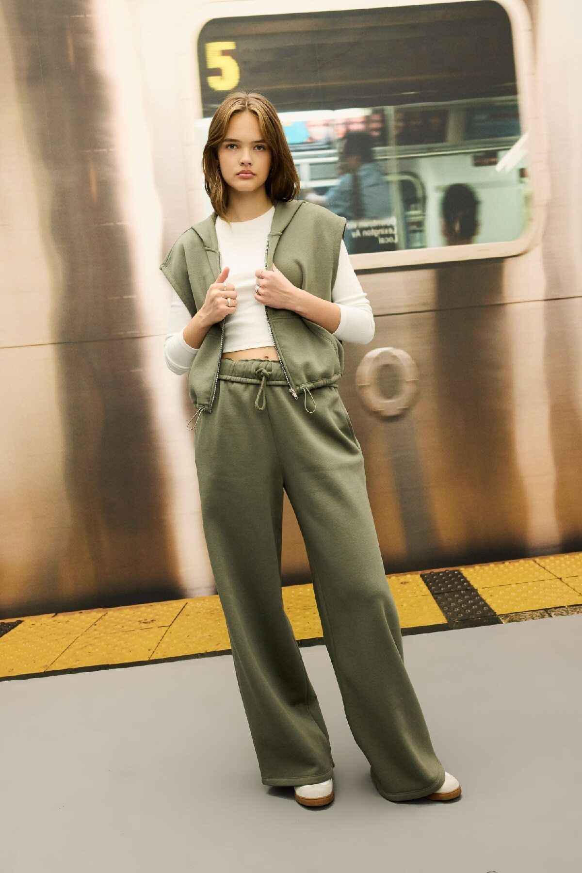 جیب کمری الاستیک با ساق گشاد خنک D6336ax24au