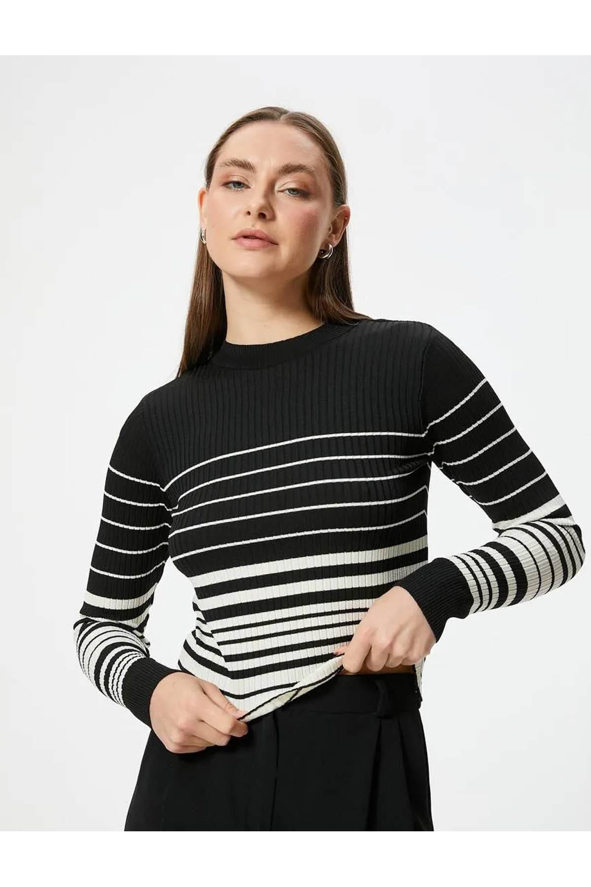 ژاکت بافتنی آستین بلند یقه خدمه بافت