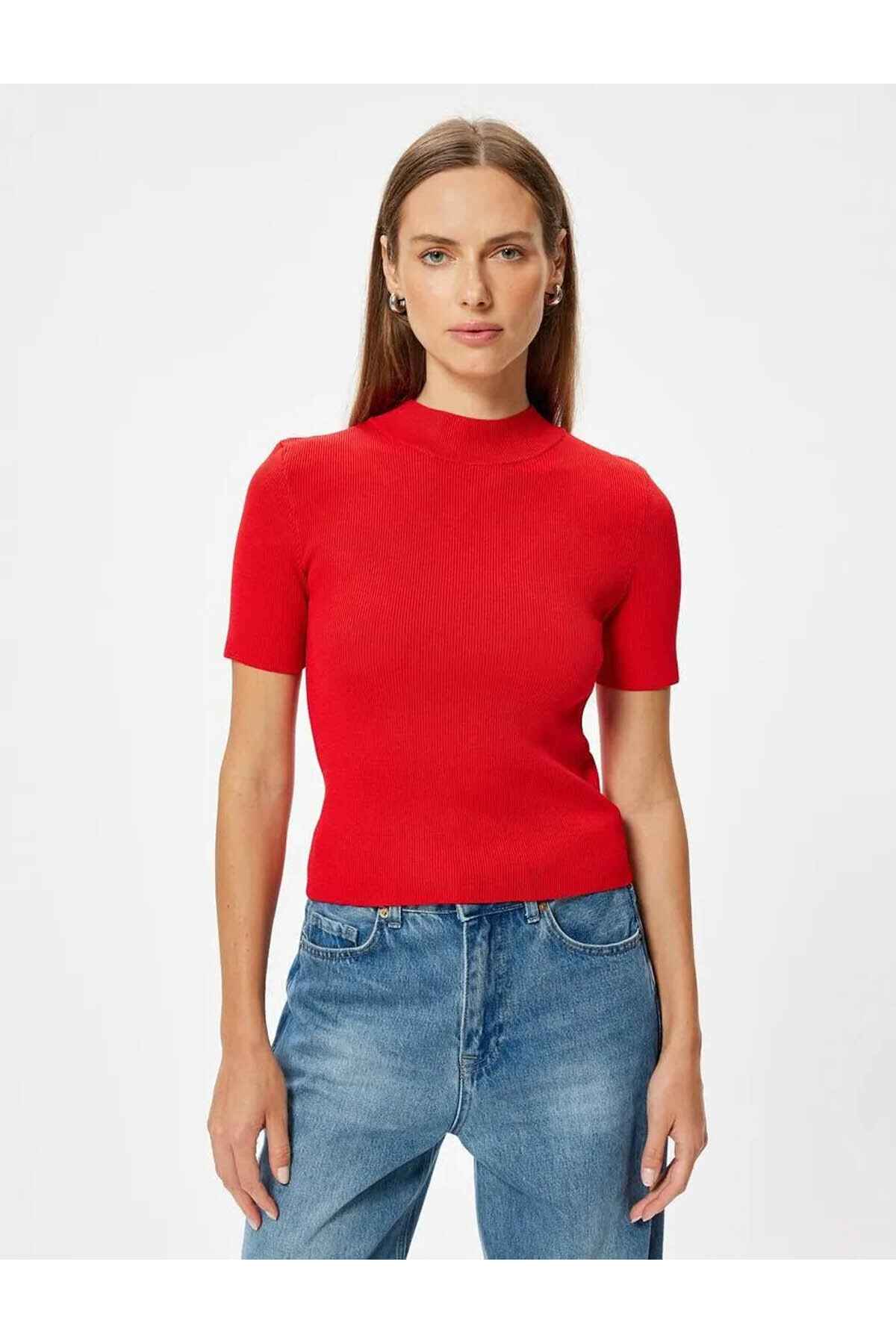 یقه بلند ژاکت بافتنی با آستین کوتاه