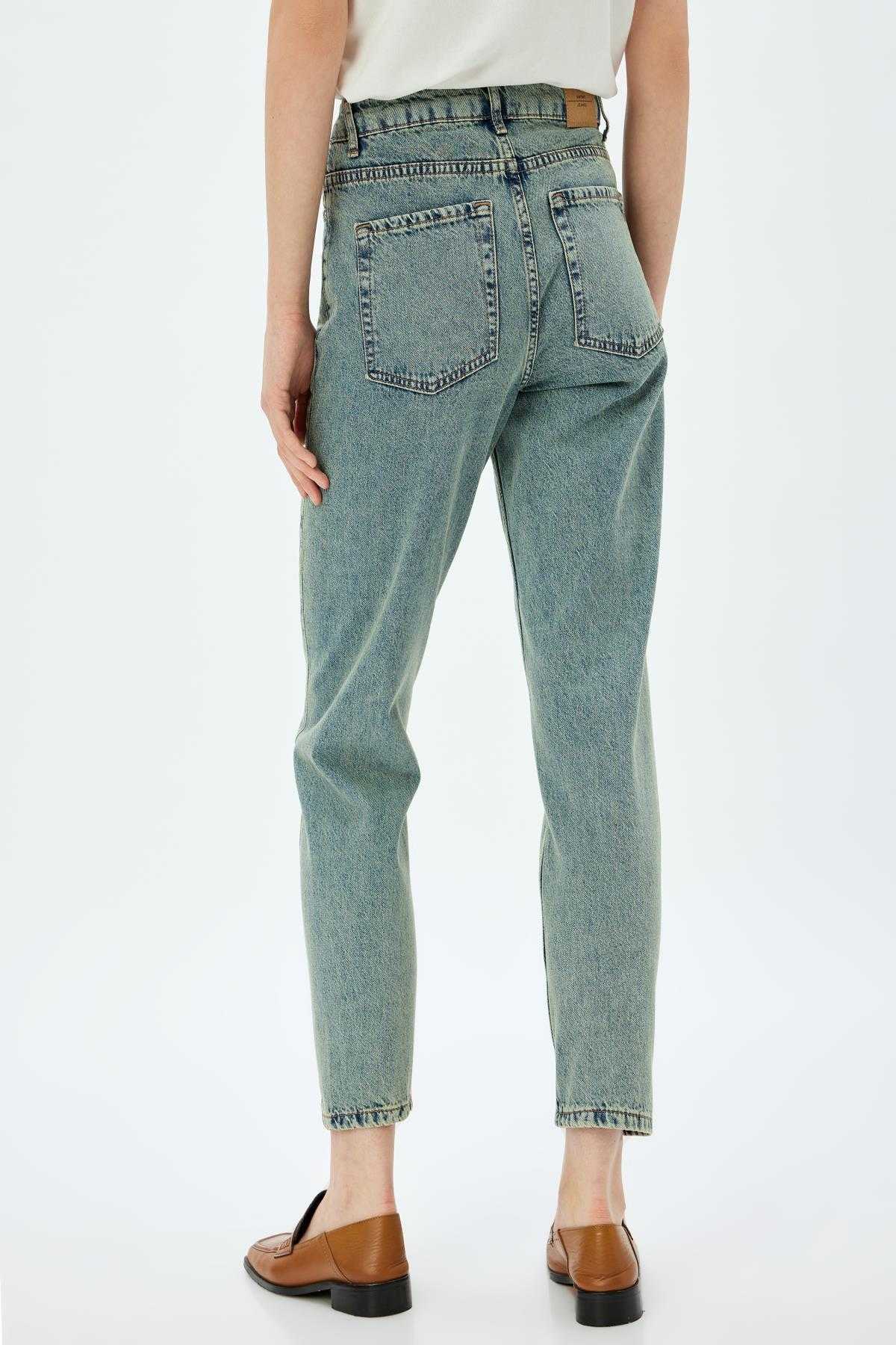 شلوار جین زنانه نیلی متوسط