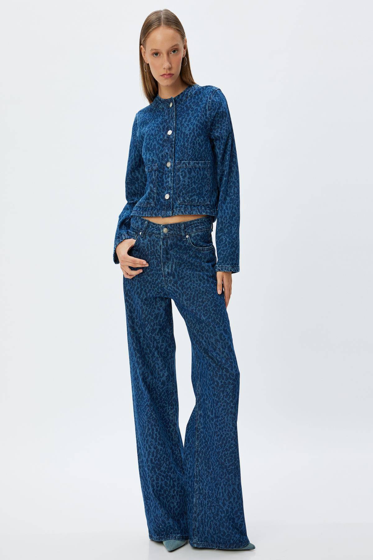 کت زنانه نیلی متوسط