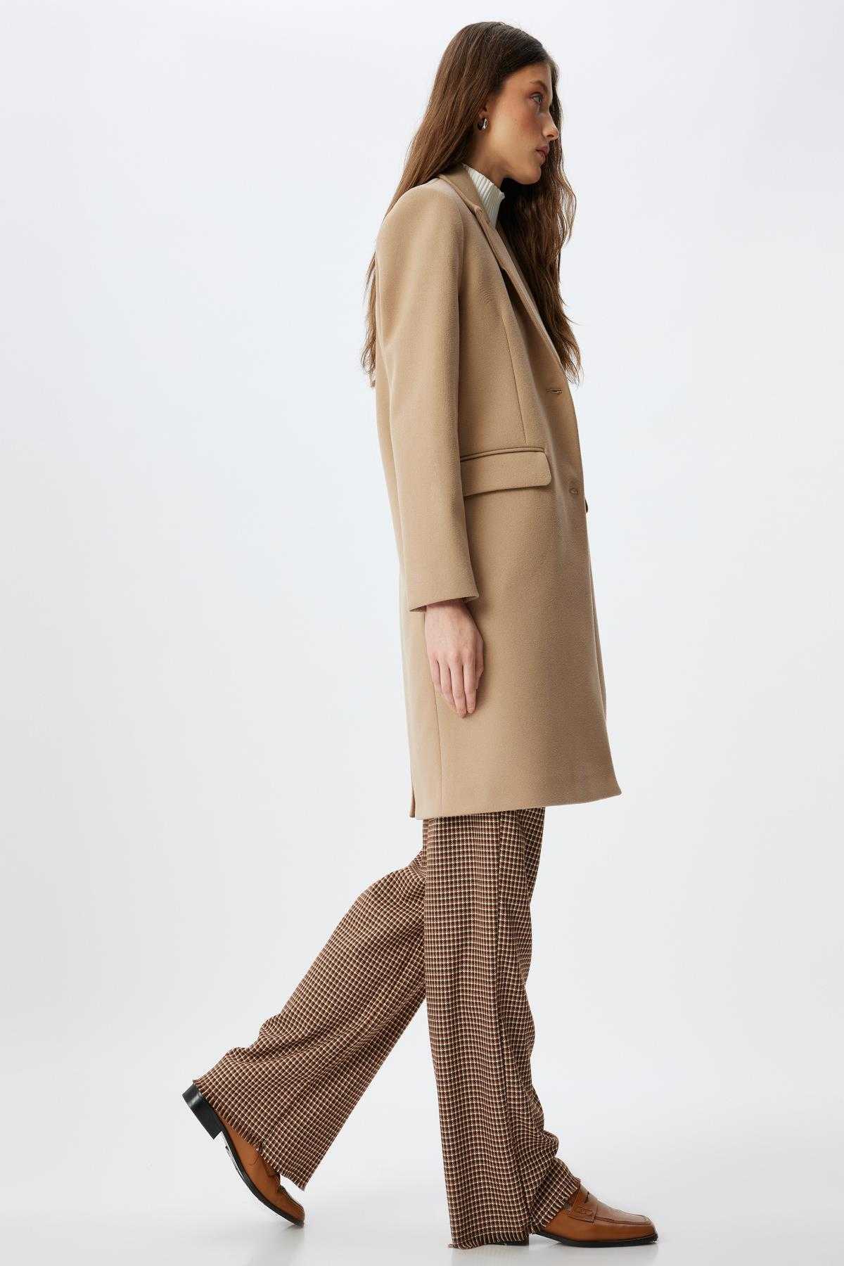 مانتو زنانه بژ