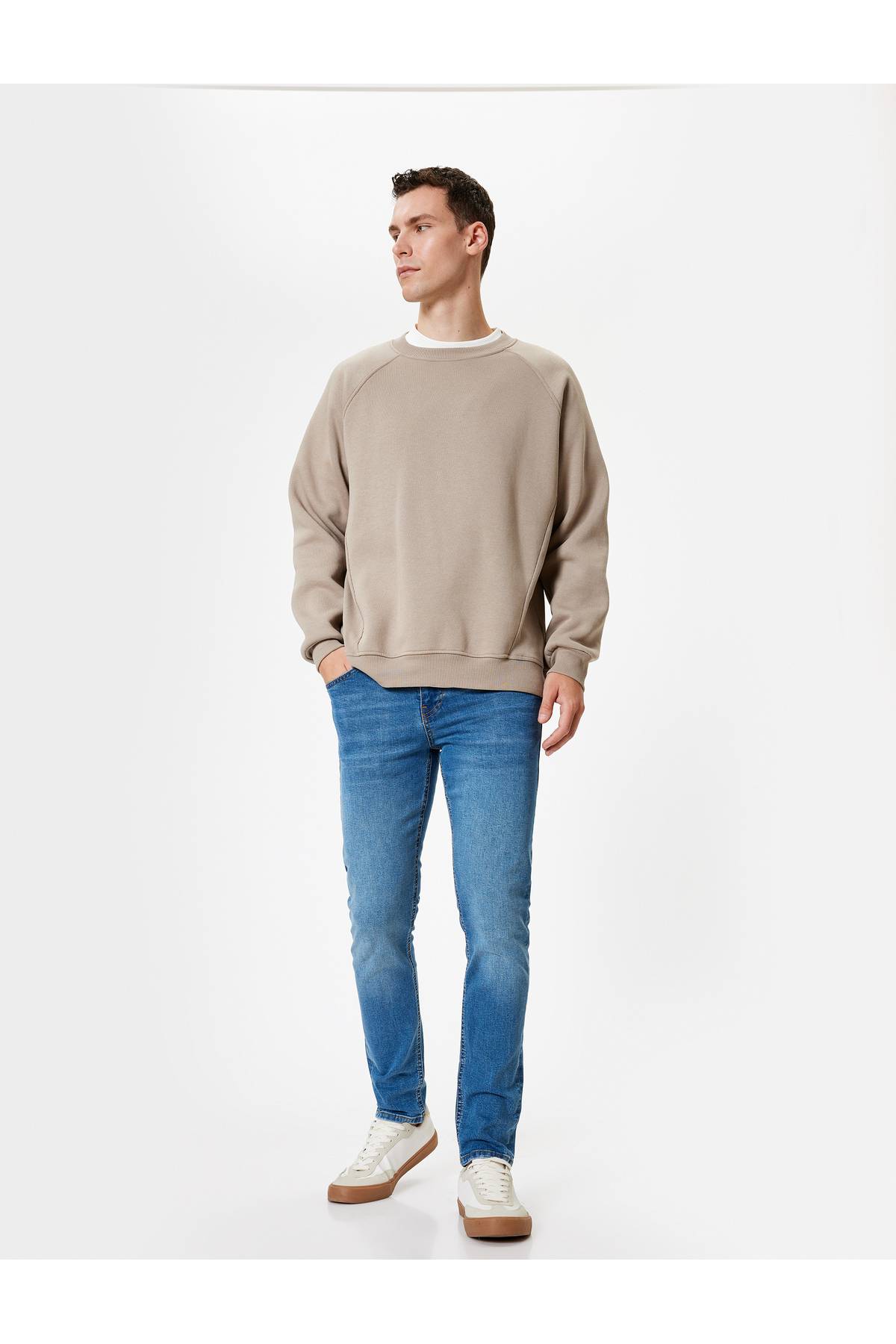 جین استاندارد کمر باریک دکمه دار - Brad Jean