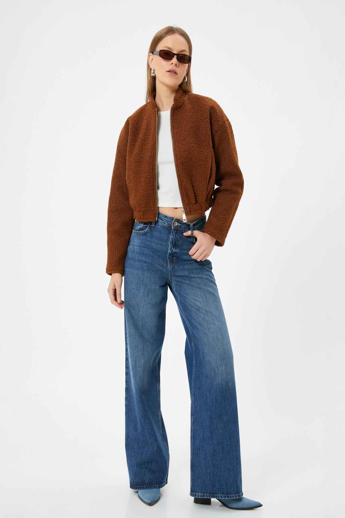 ژاکت مخمل برش مخملی با جیب زیپ مناسب و راحت