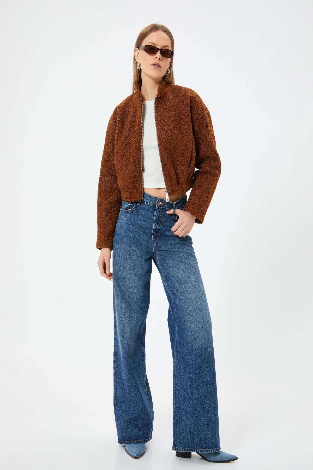 ژاکت مخمل برش مخملی با جیب زیپ مناسب و راحت