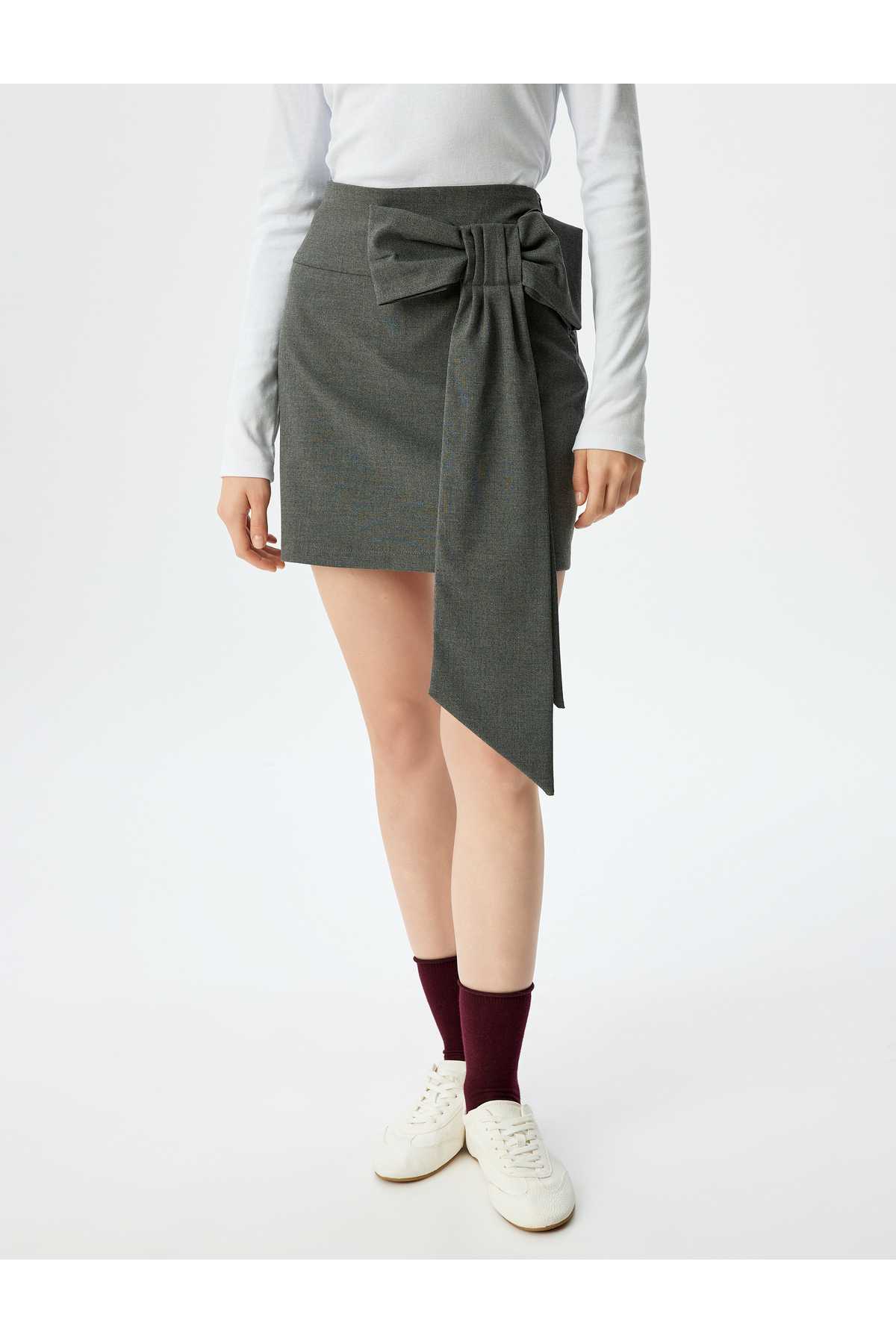 دامن A-Line با جزئیات پاپیون کوچک